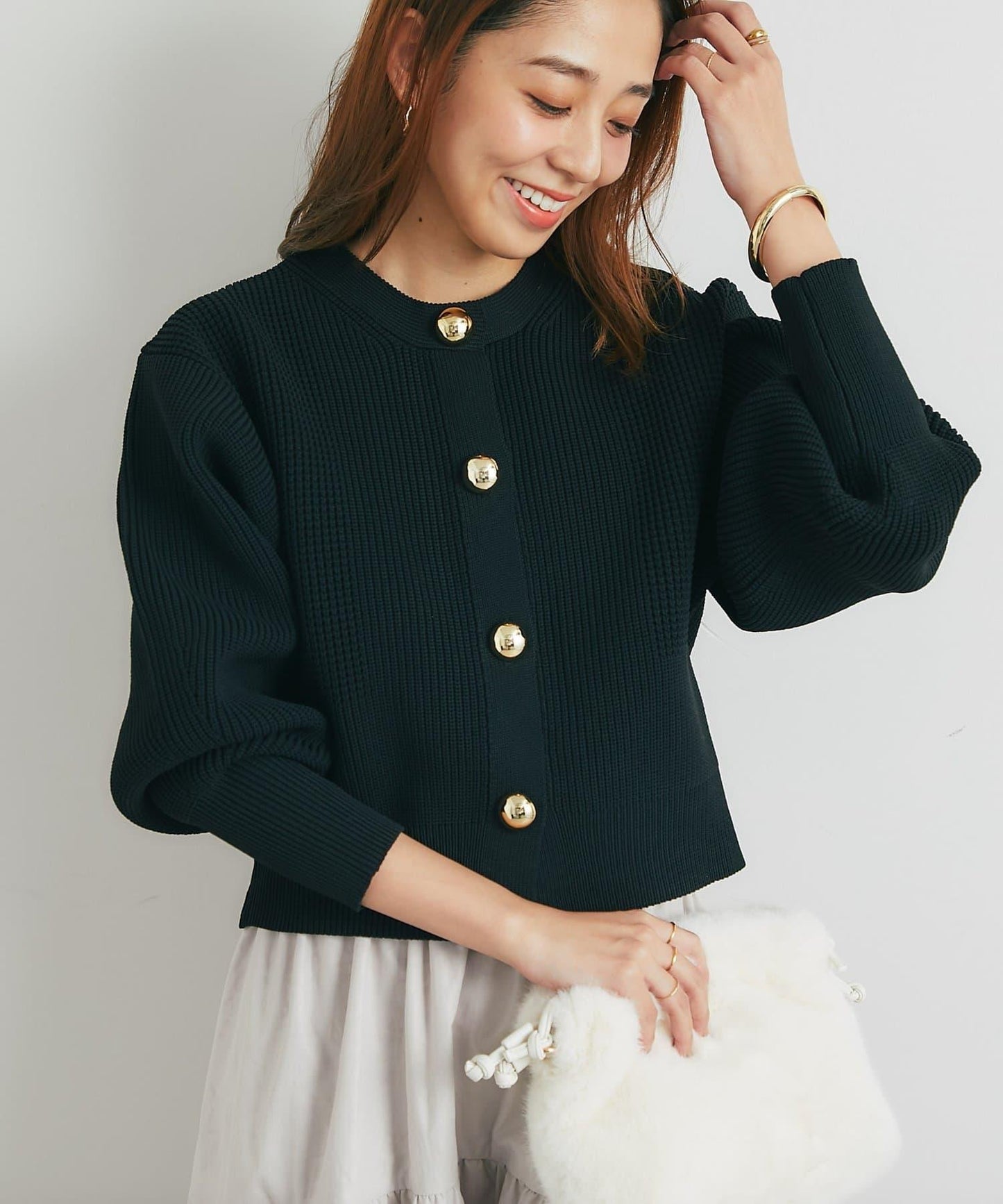 日常百搭大紐扣拼接圖案泡泡袖開衫