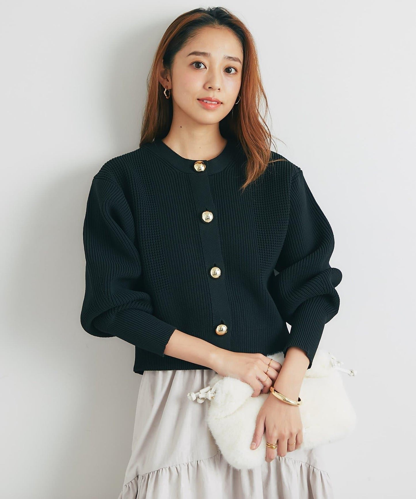 日常百搭大紐扣拼接圖案泡泡袖開衫