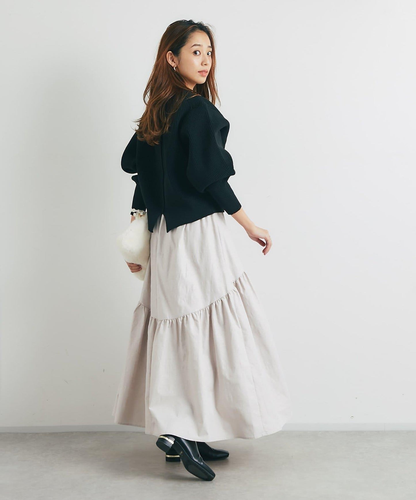 日常百搭大紐扣拼接圖案泡泡袖開衫