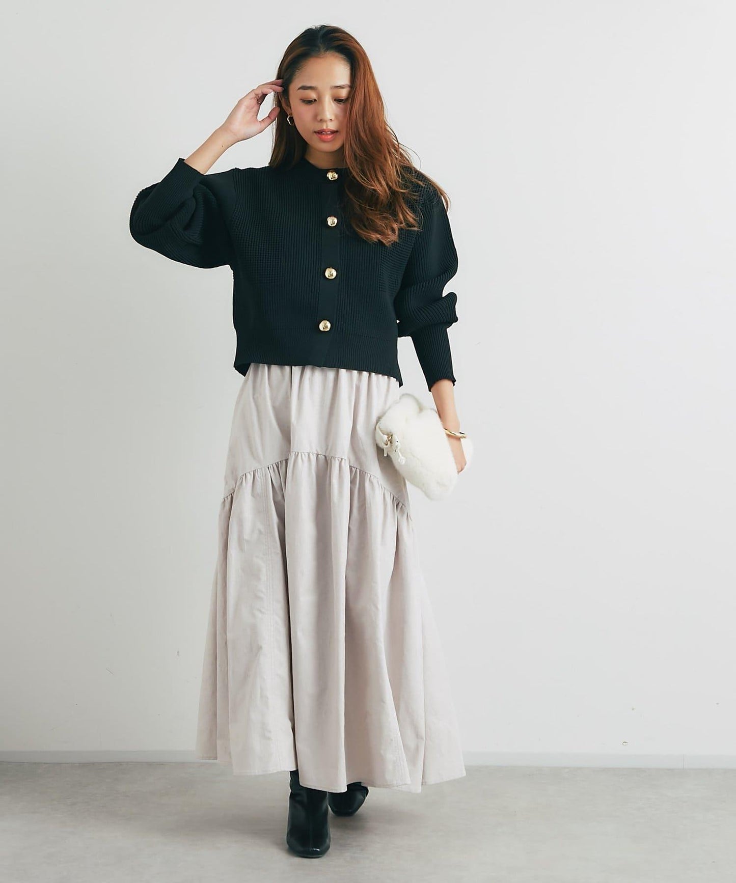 日常百搭大紐扣拼接圖案泡泡袖開衫