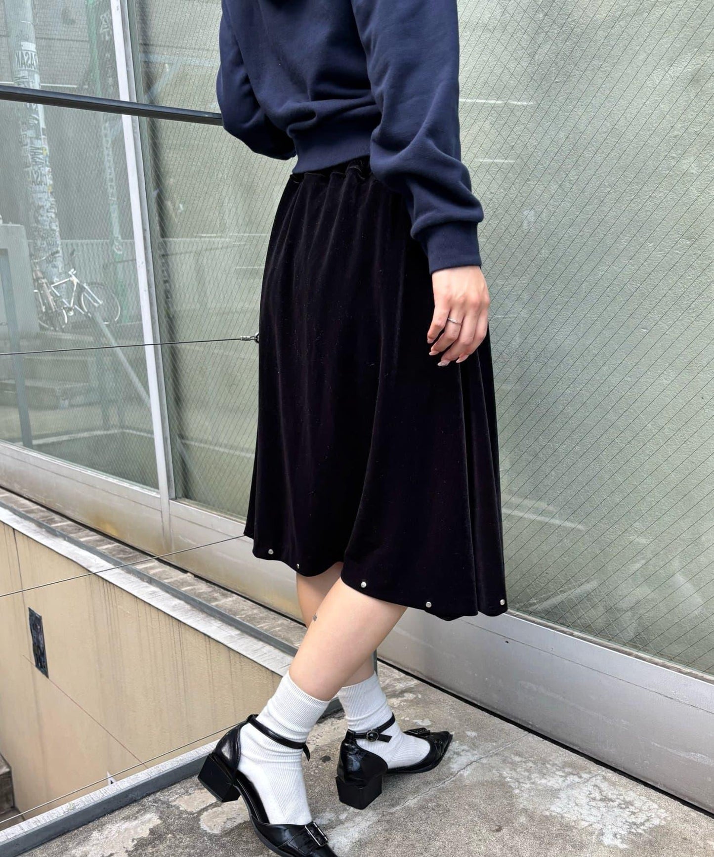 【WHO'S WHO gallery】天鵝絨鉚釘中長裙