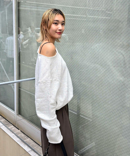 【AW】【EC限定】一字肩衛衣