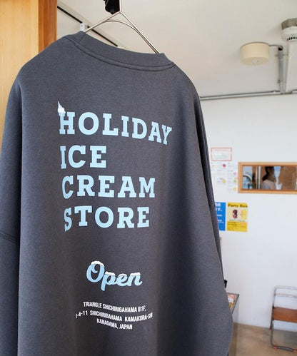 HOLIDAY ICECREAM 特別款寬鬆版型背部印花圓領衛衣