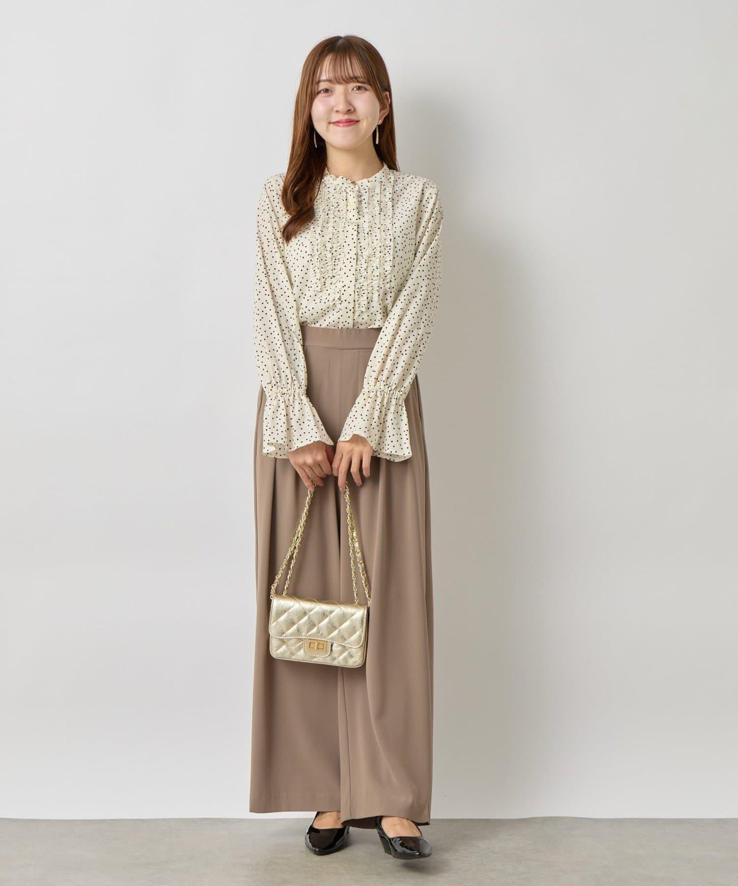 荷葉邊雪紡襯衫