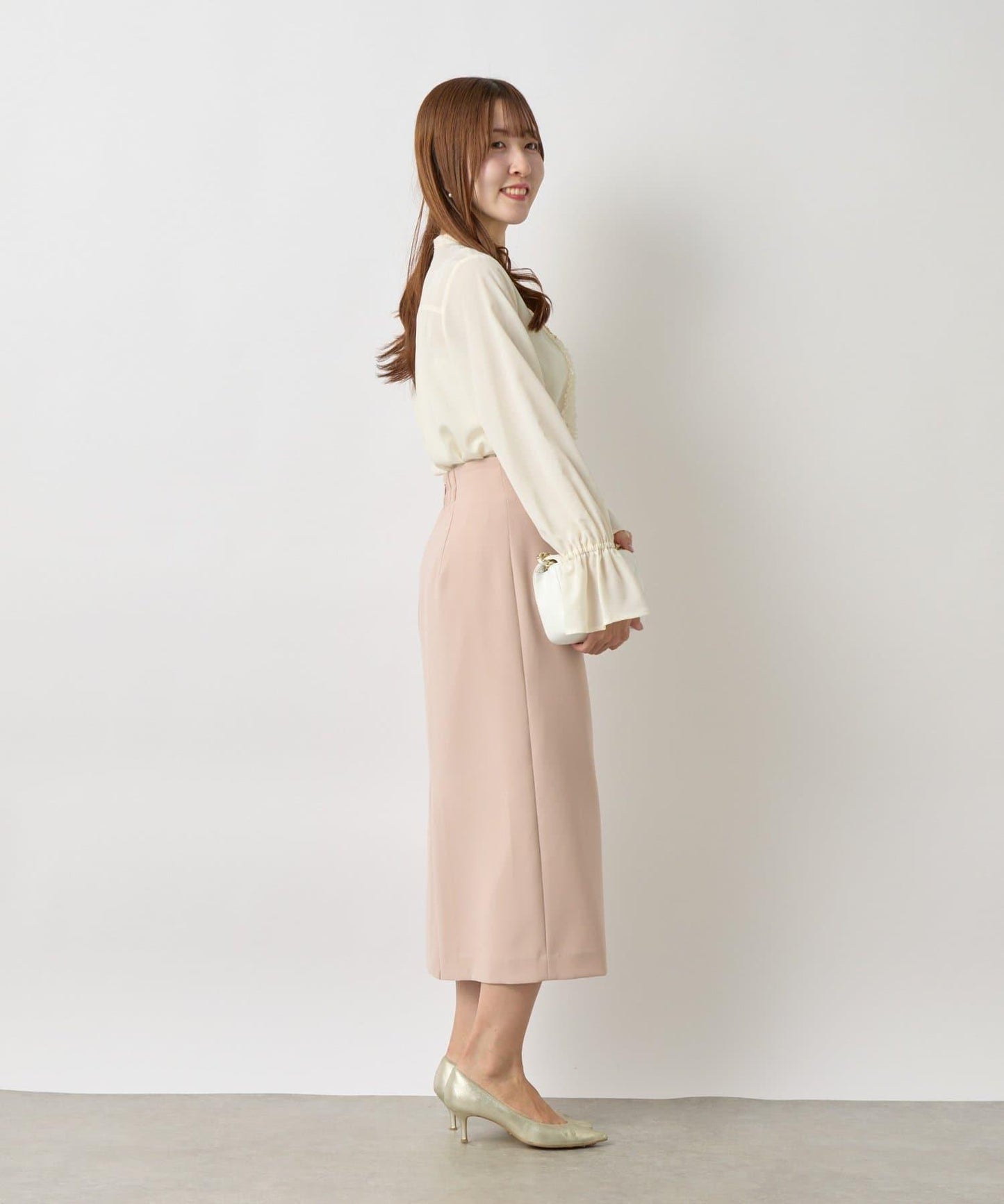 荷葉邊雪紡襯衫