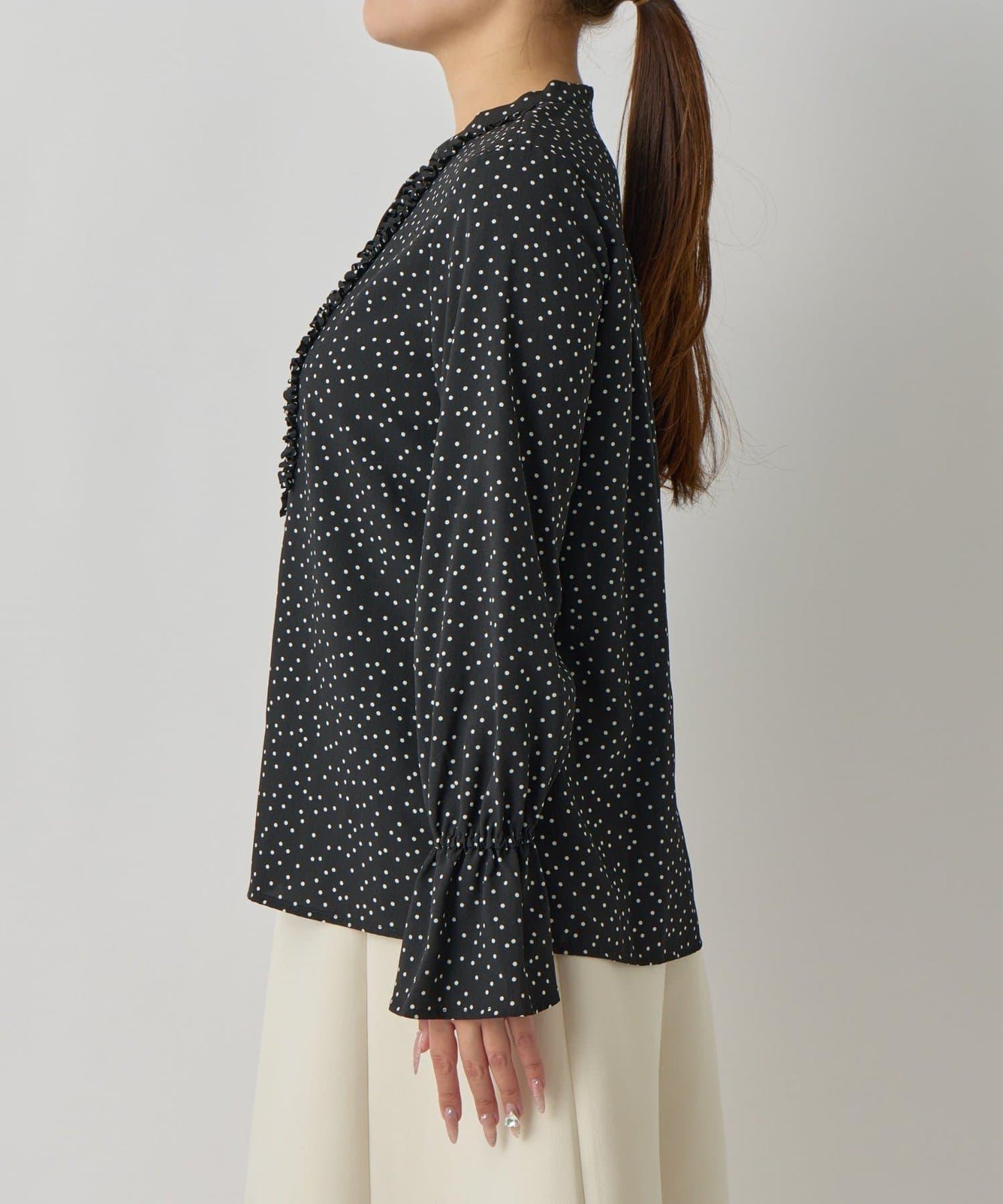 荷葉邊雪紡襯衫