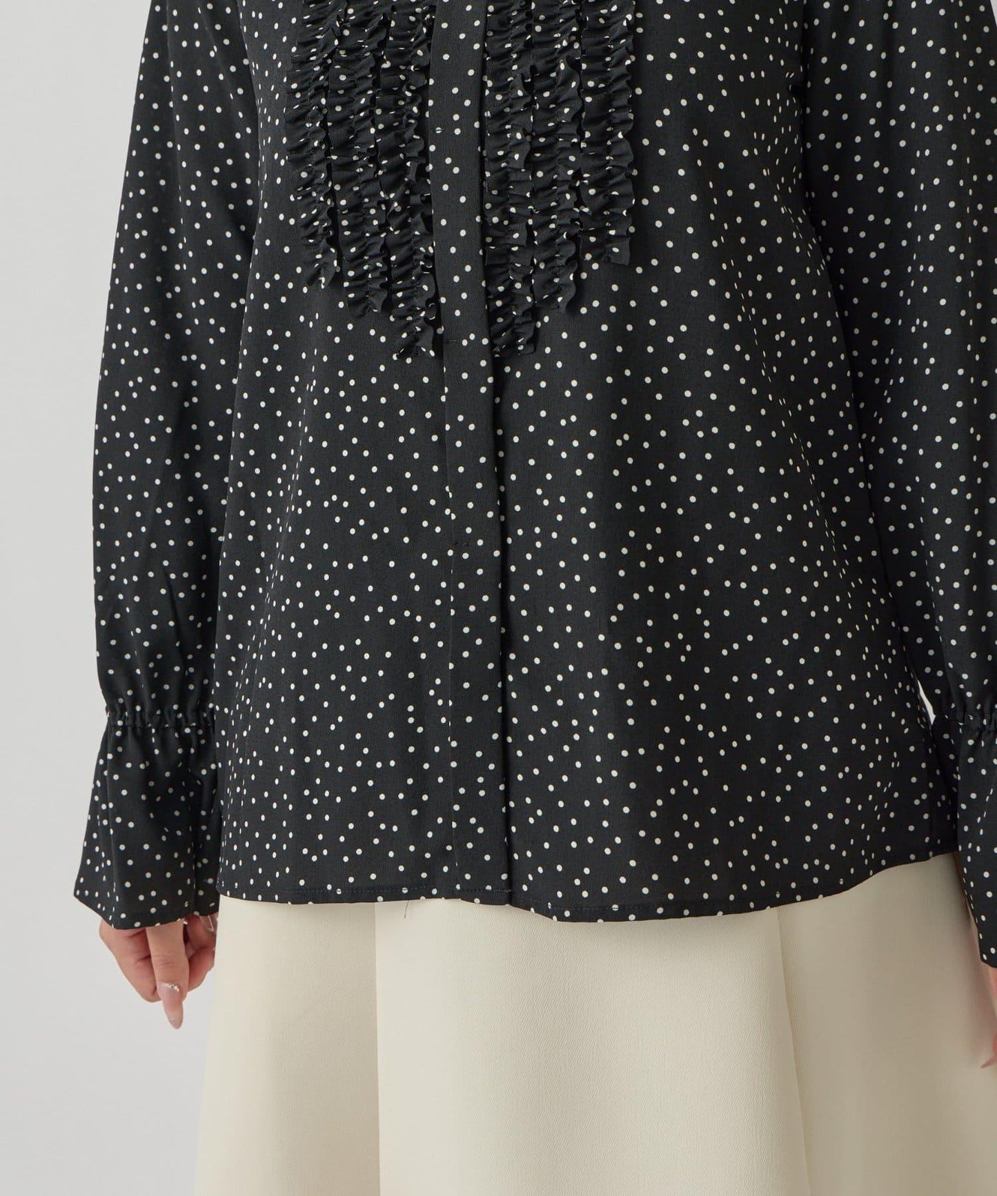 荷葉邊雪紡襯衫