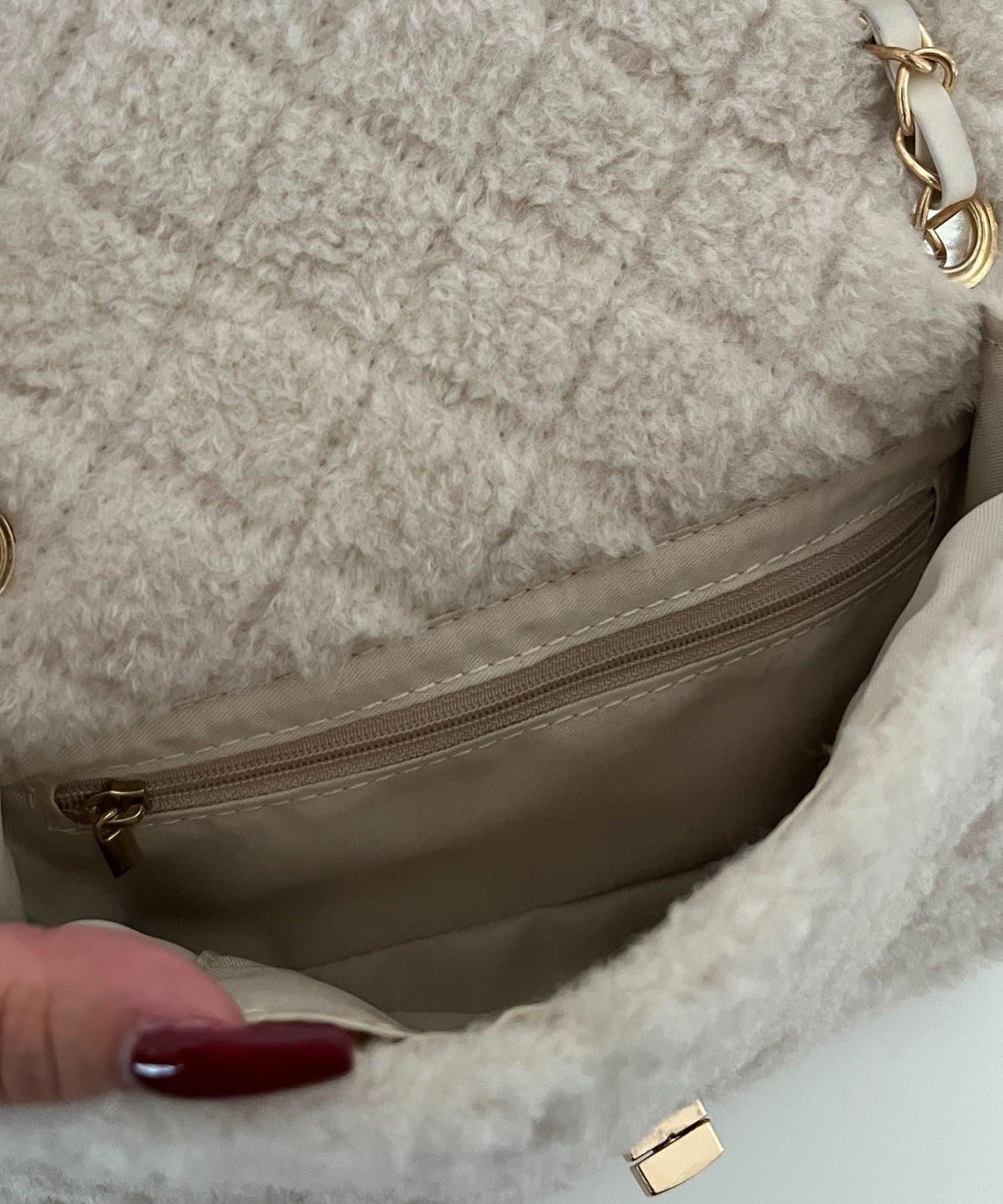 羊羔絨絎縫單肩包