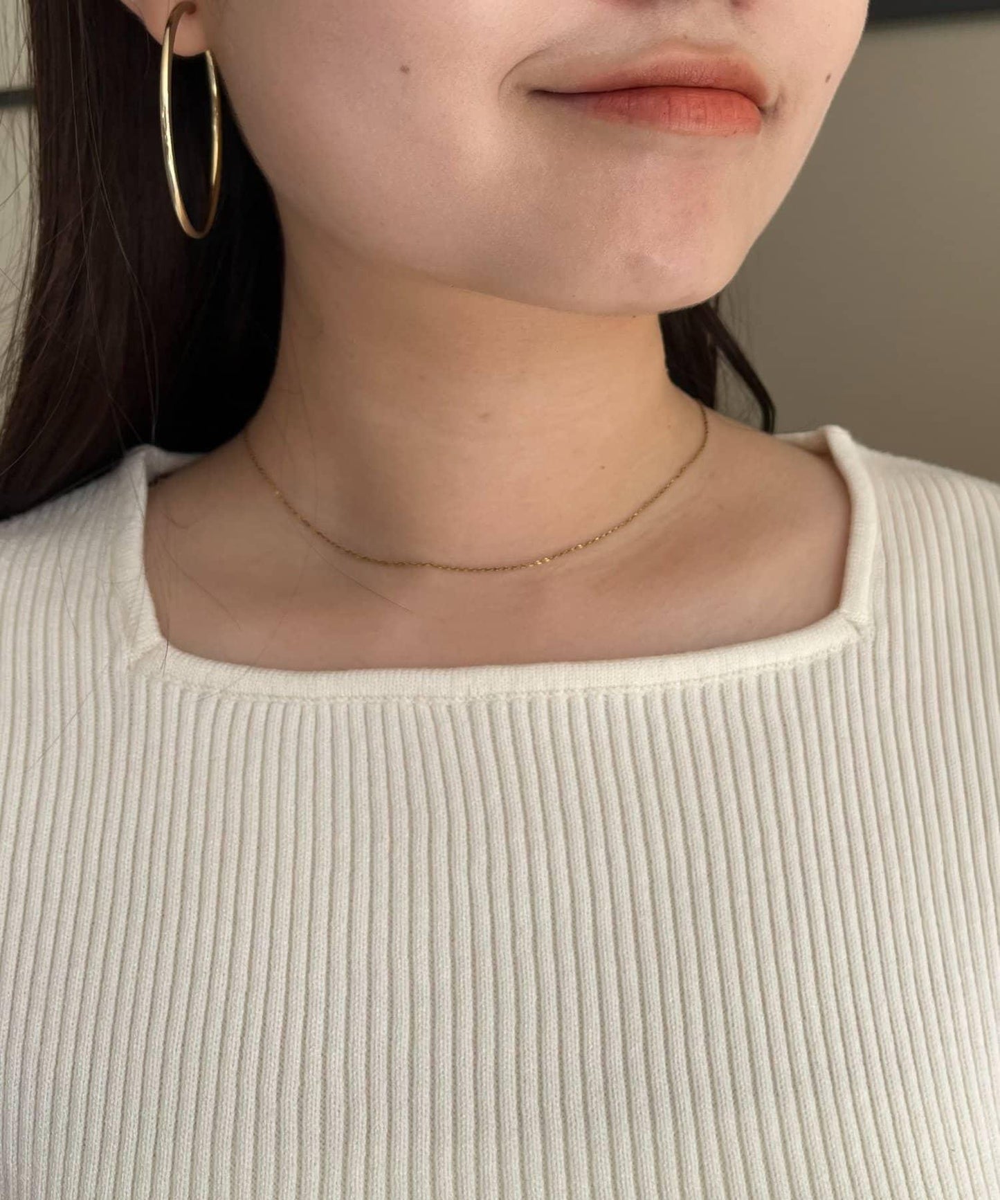 袖部透視方領羅紋針織衫