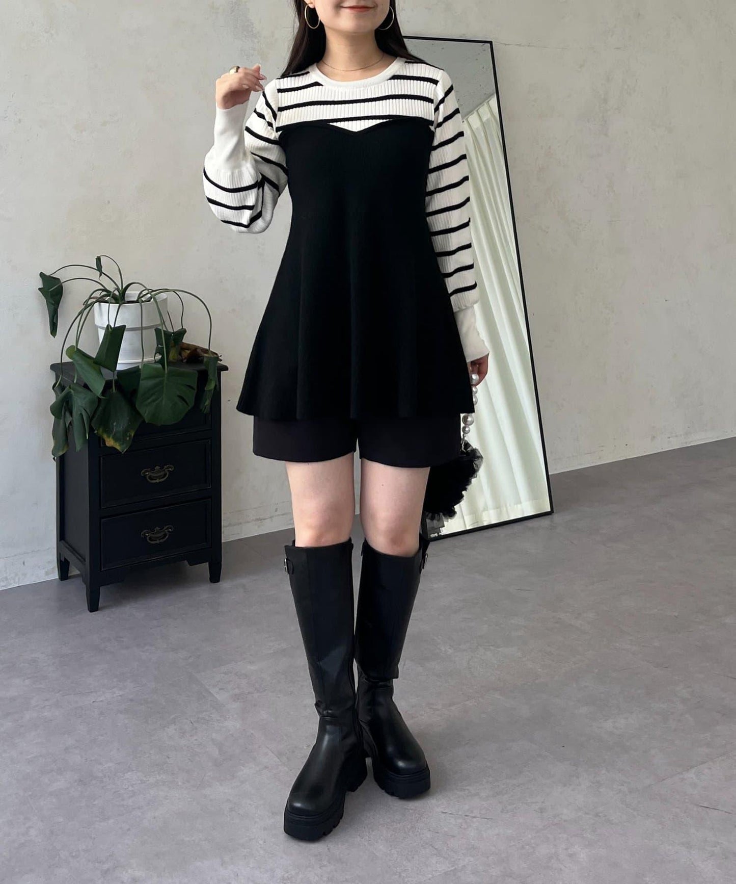 荷葉邊吊帶拼接針織衫