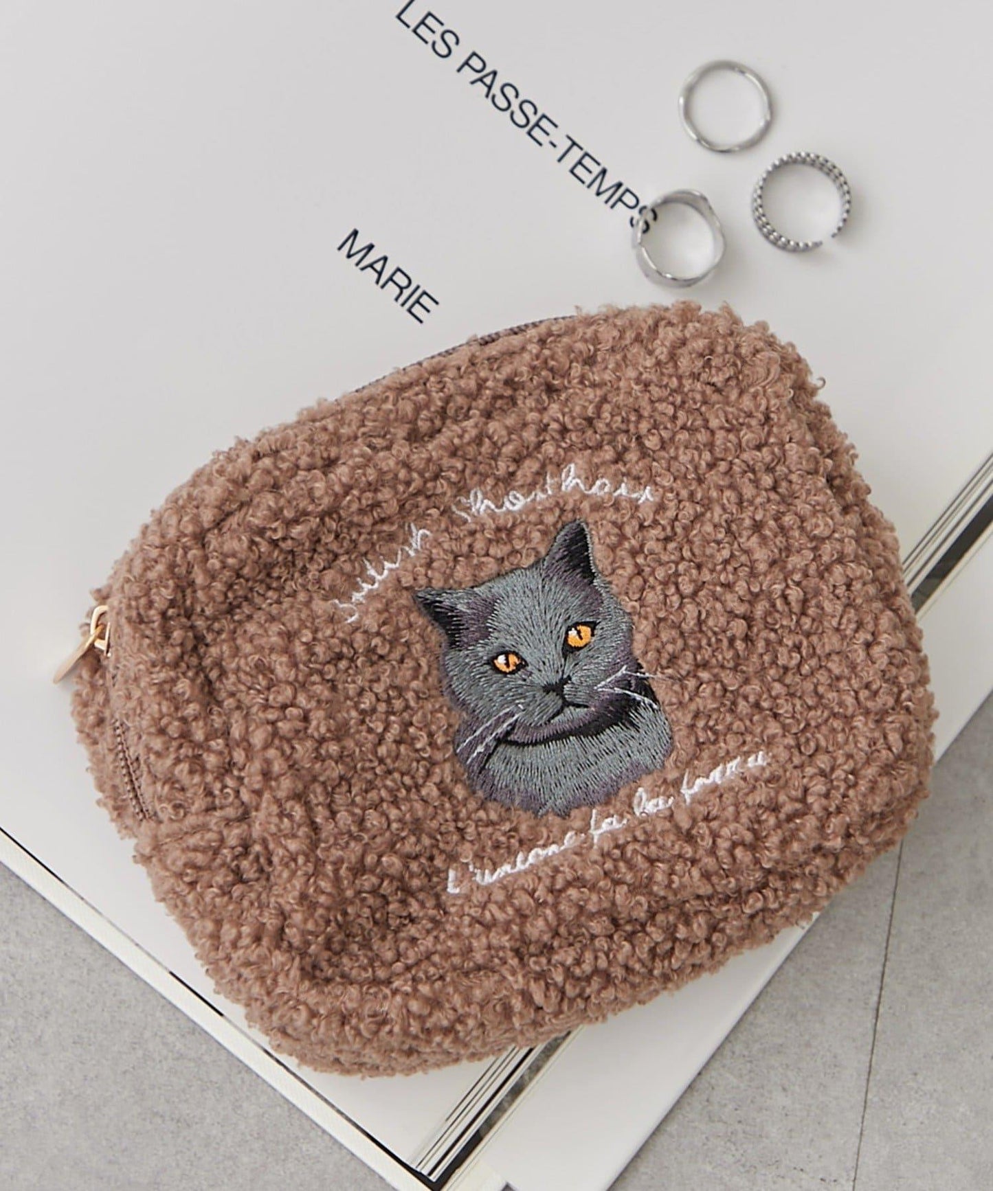 動物刺繡毛絨收納包