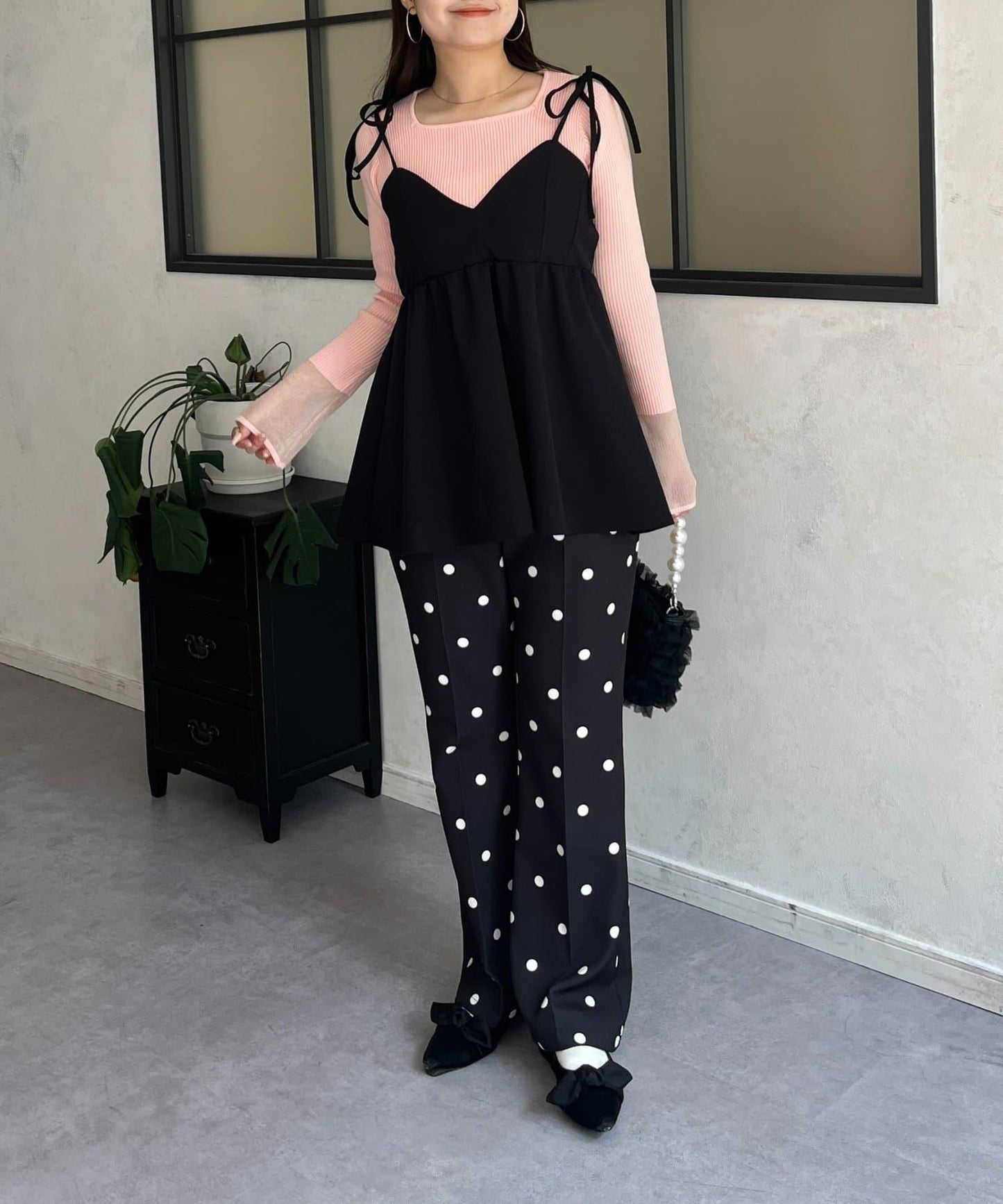 袖部透視方領羅紋針織衫