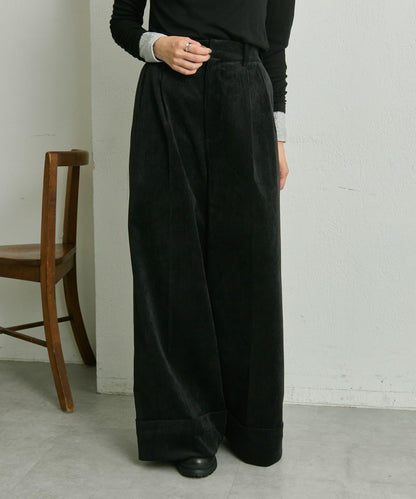 寬鬆版型燈芯絨長褲【SUM1 STYLE】
