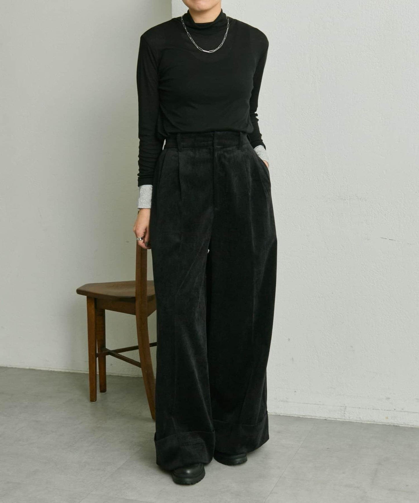 寬鬆版型燈芯絨長褲【SUM1 STYLE】