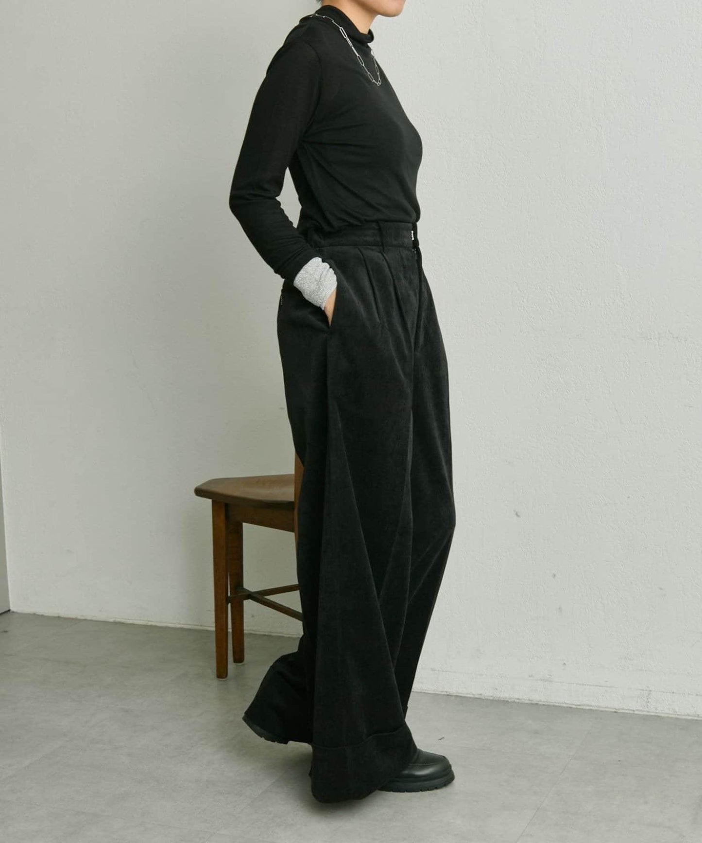 寬鬆版型燈芯絨長褲【SUM1 STYLE】
