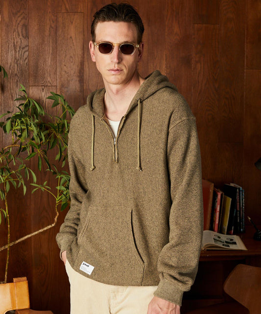 SALT AND PEPPER HALF ZIP HOODED SWEAT/ソルトアンドペッパー ハーフジップ パーカー