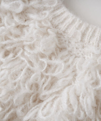 吸睛華麗搭配褶邊針織背心