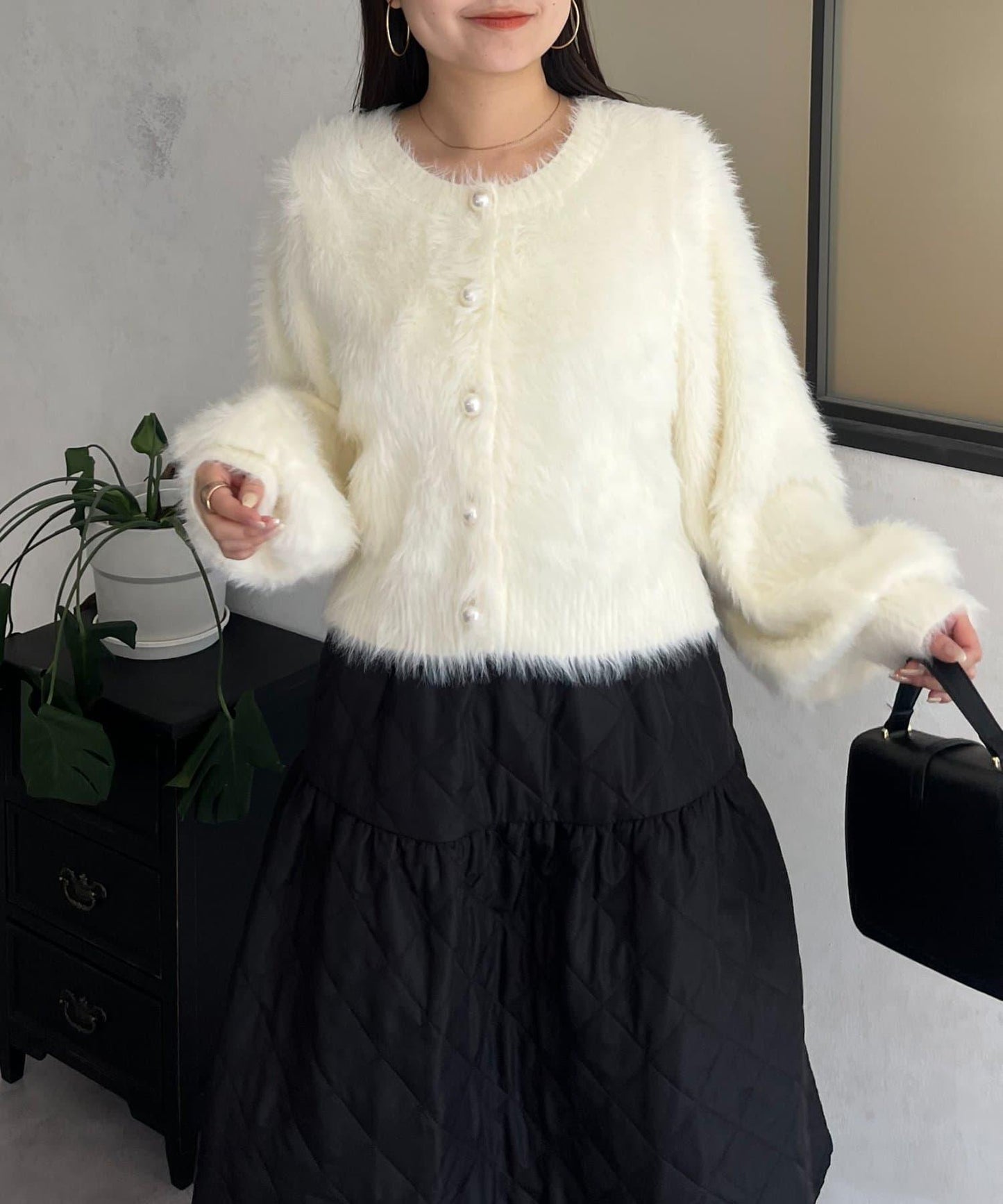 【前後兩穿】珍珠紐扣長毛針織開衫