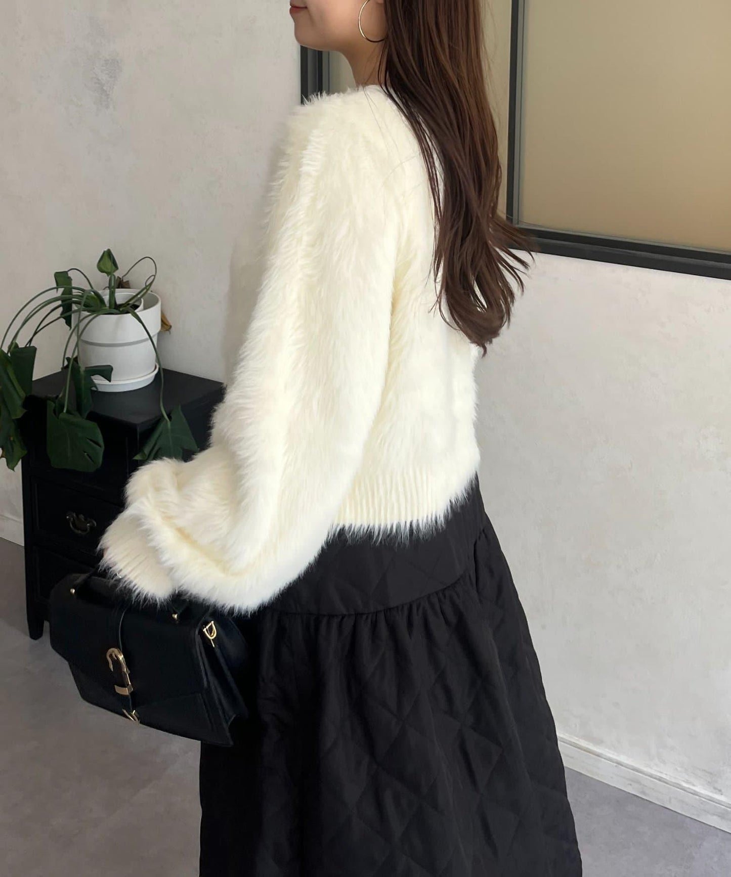 【前後兩穿】珍珠紐扣長毛針織開衫