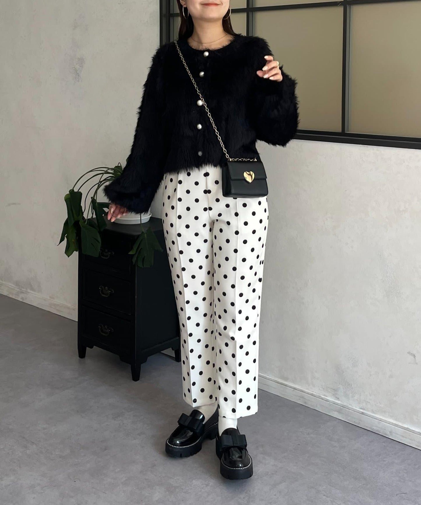 【前後兩穿】珍珠紐扣長毛針織開衫