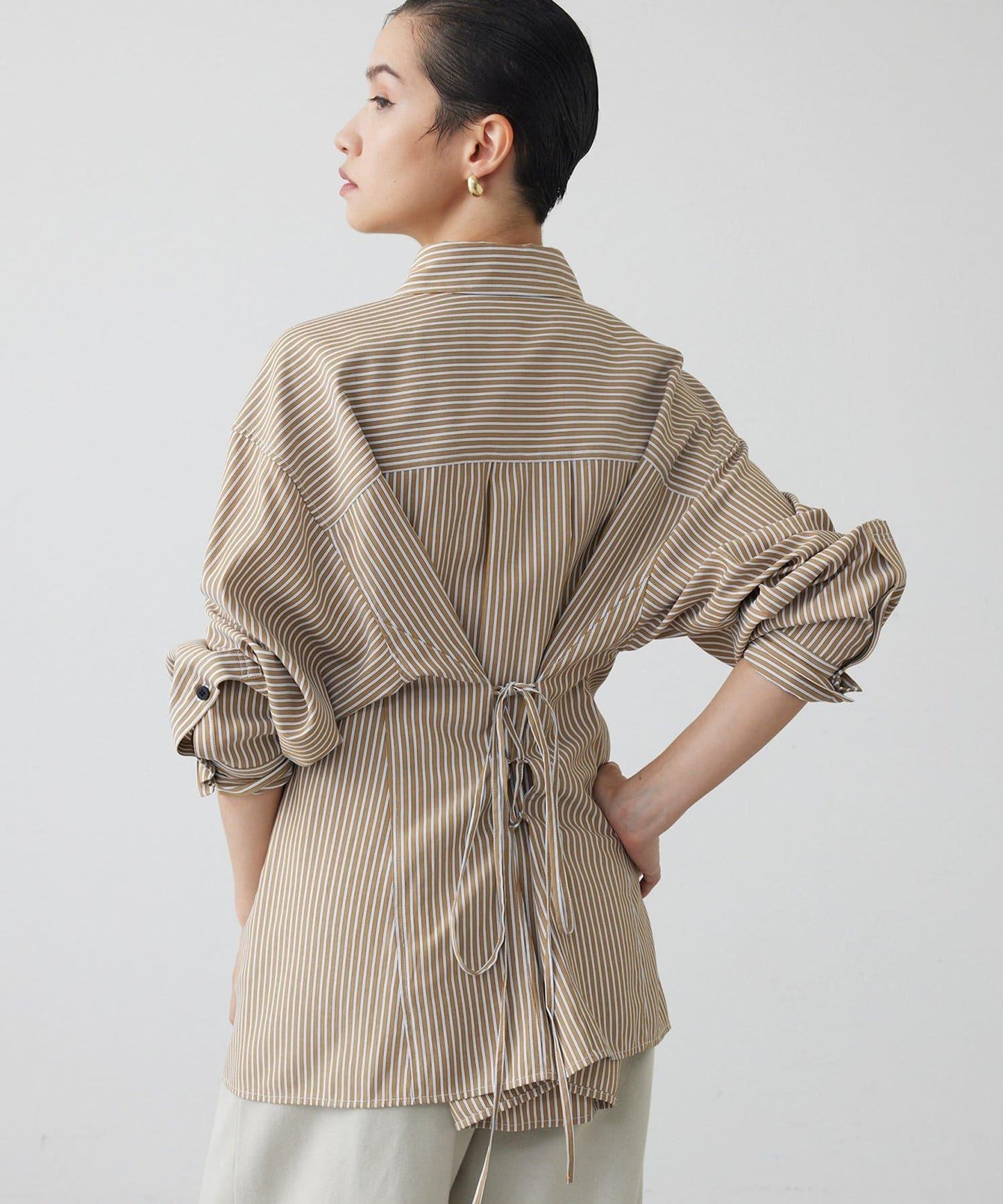 【THE PAUSE】條紋修身襯衫