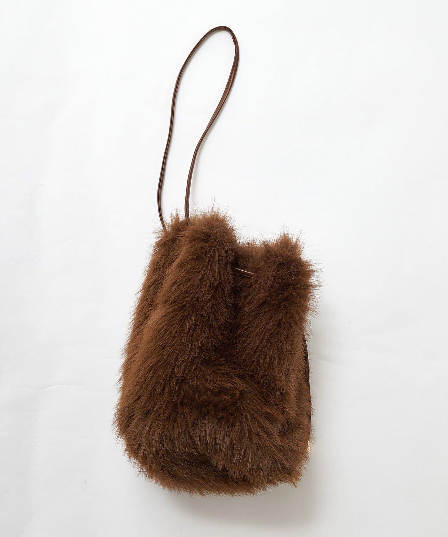 【THE PAUSE】仿皮草抽繩揹包