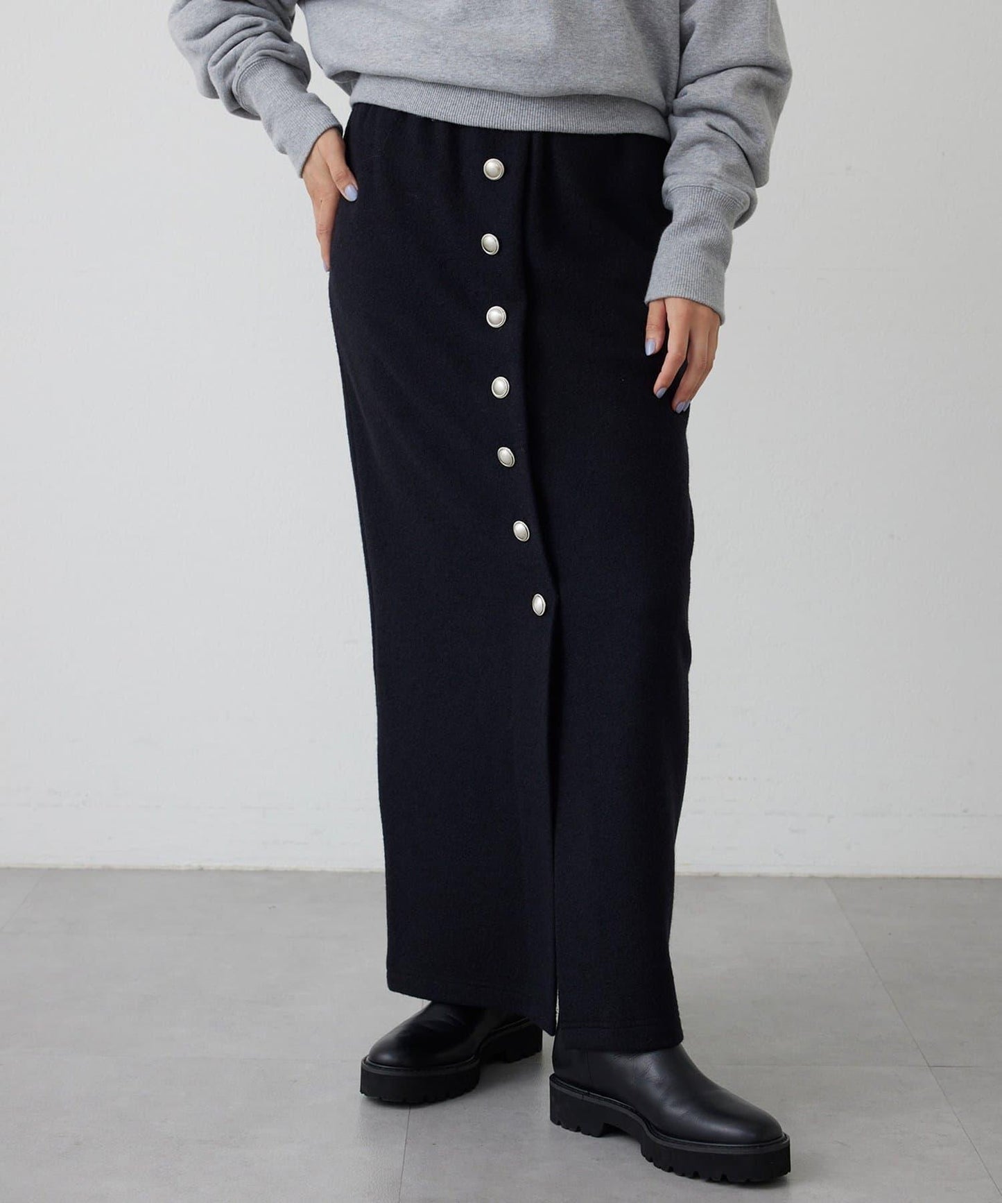 【THE PAUSE】羊毛針織紐扣半身裙