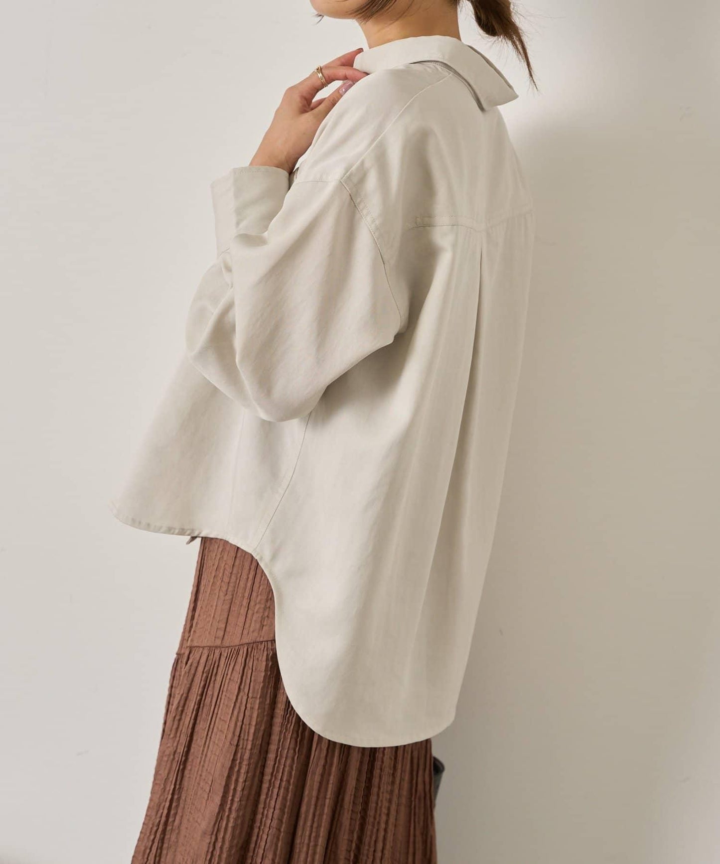 袖褶雙口袋襯衫
