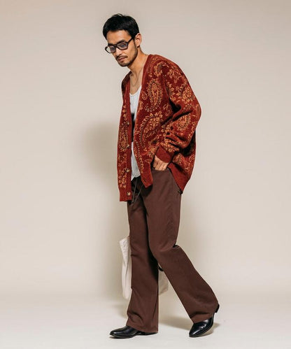 寬鬆版型佩斯利滿印花毛圈紗線針織開衫