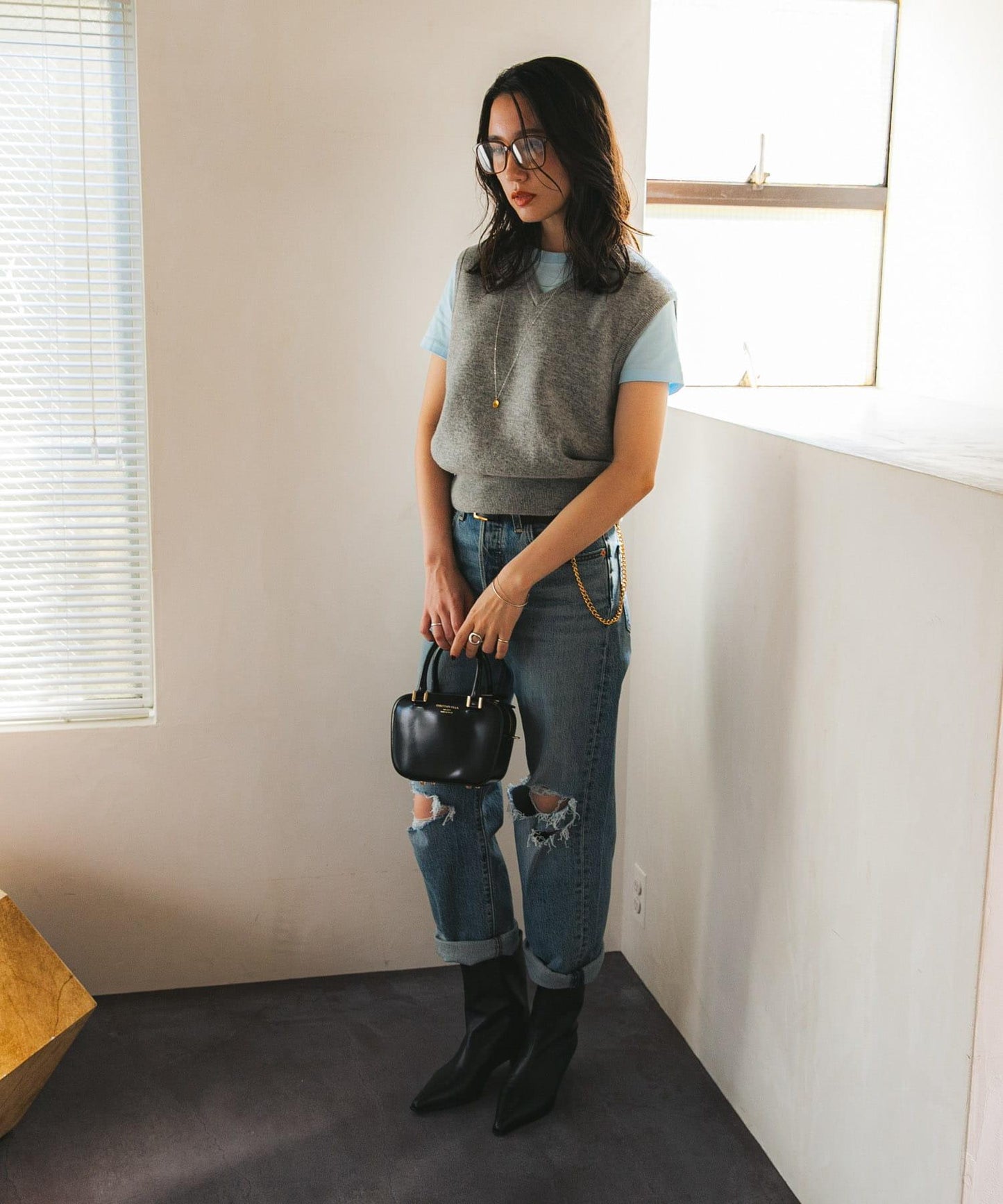 羊毛羊絨V領針織背心