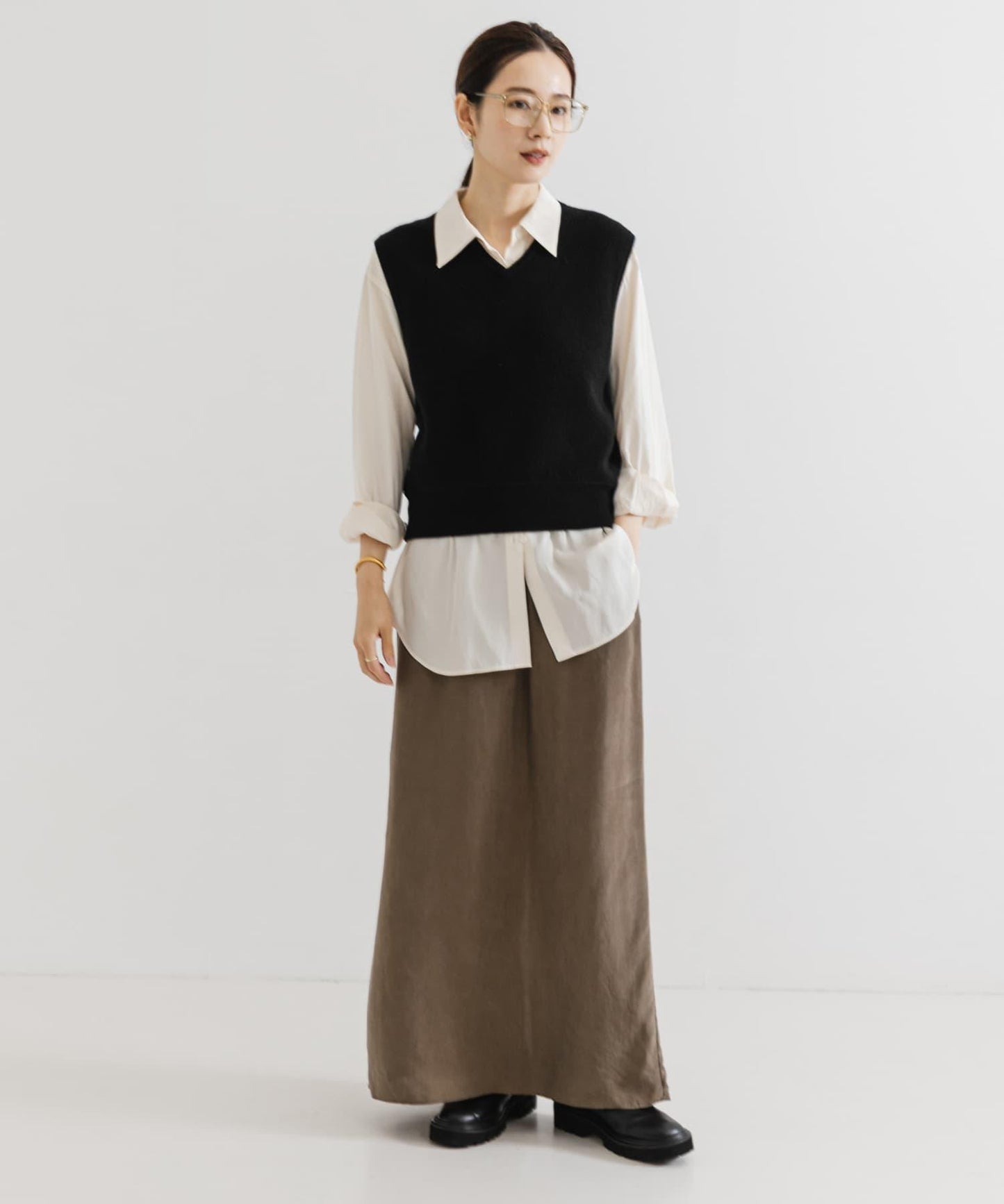 羊毛羊絨V領針織背心