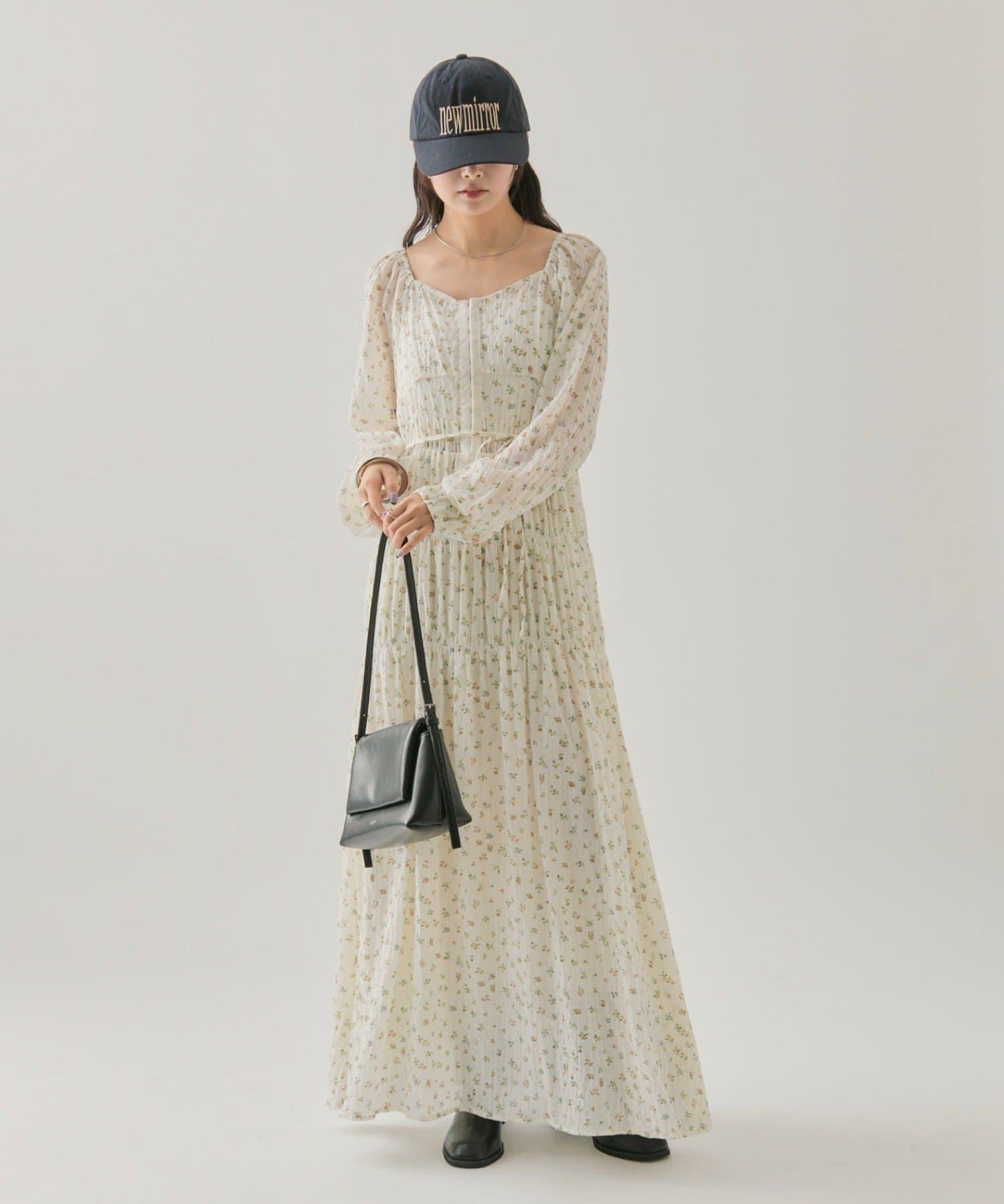 小花束腰連衣裙