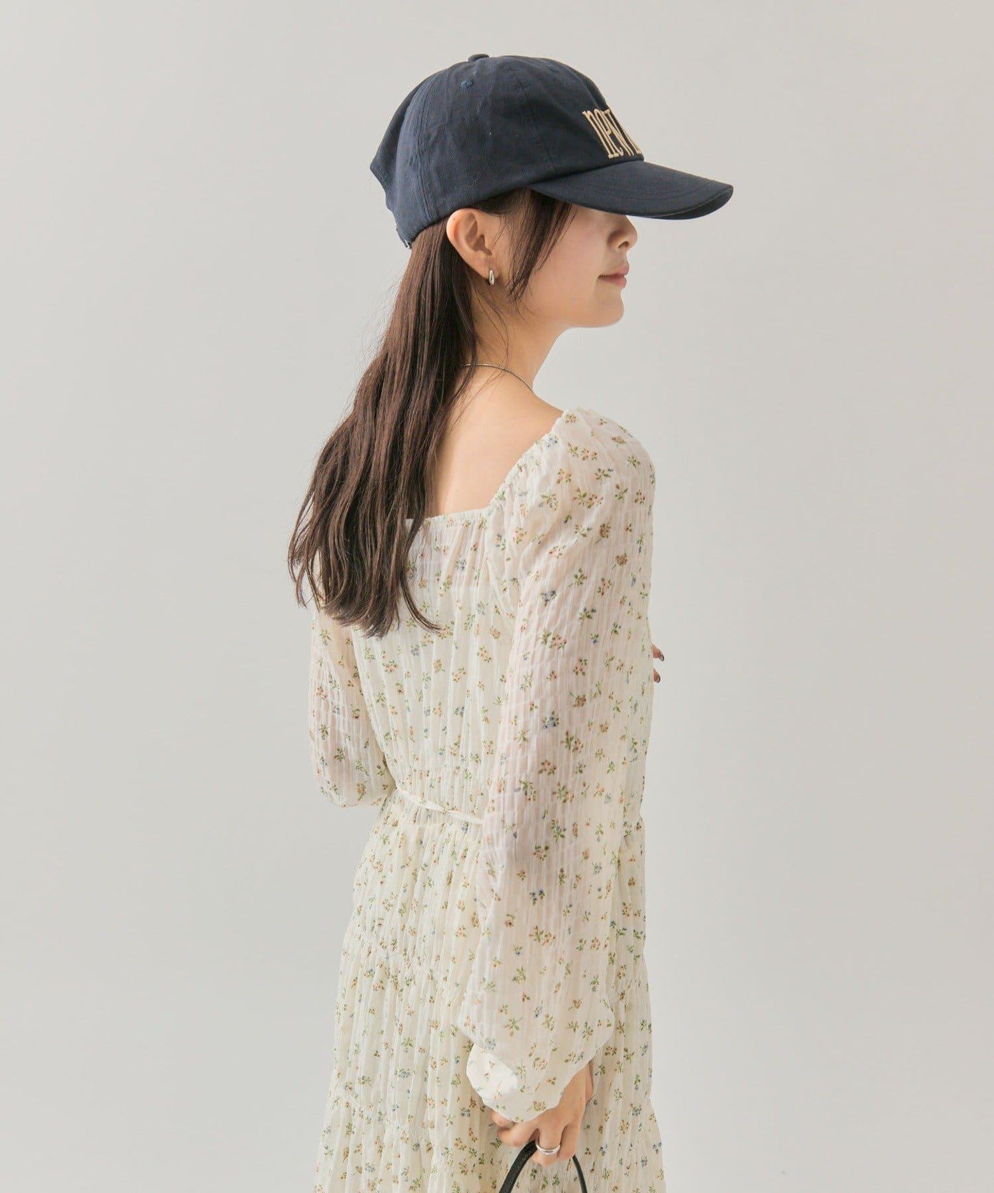 小花束腰連衣裙