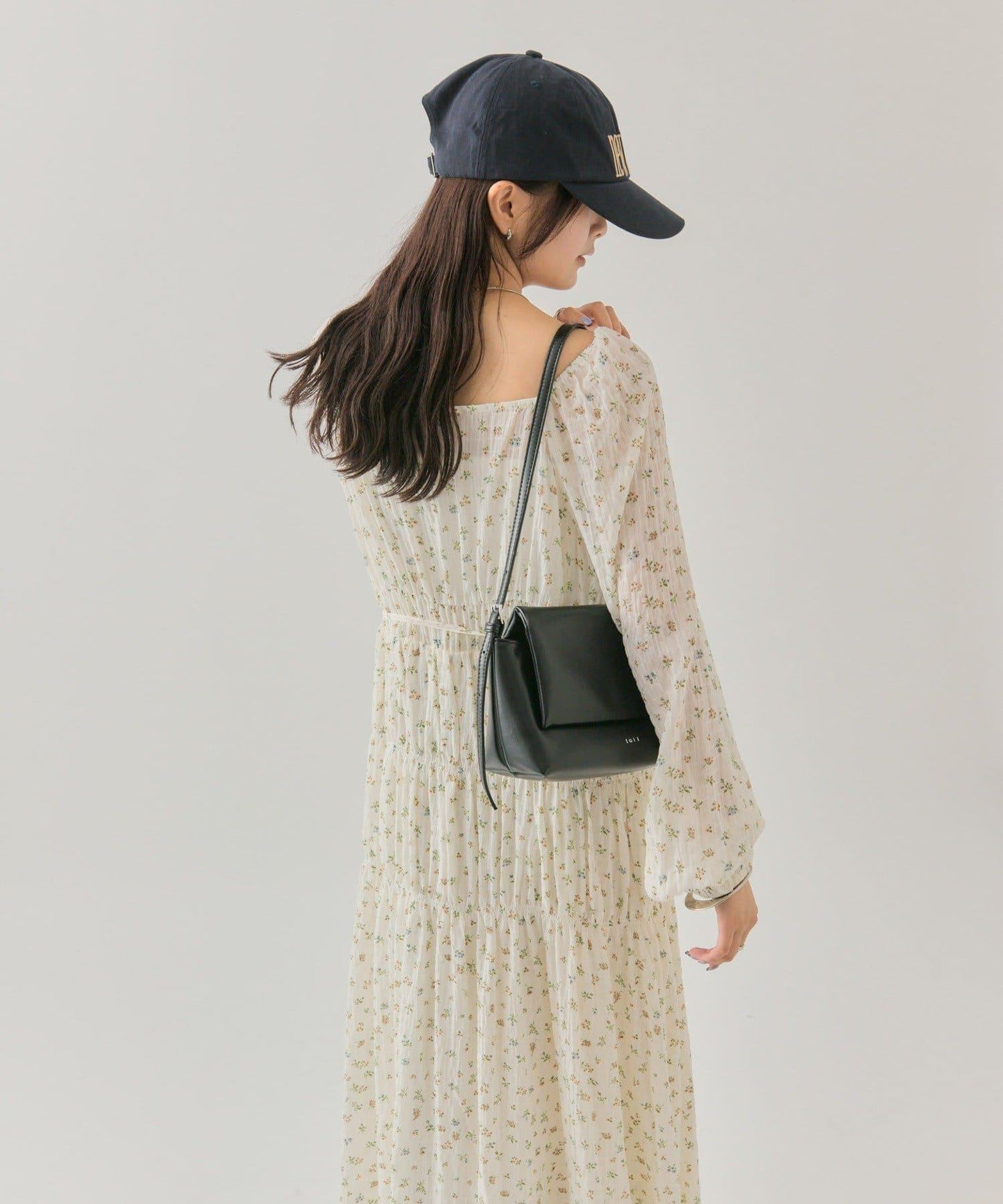 小花束腰連衣裙