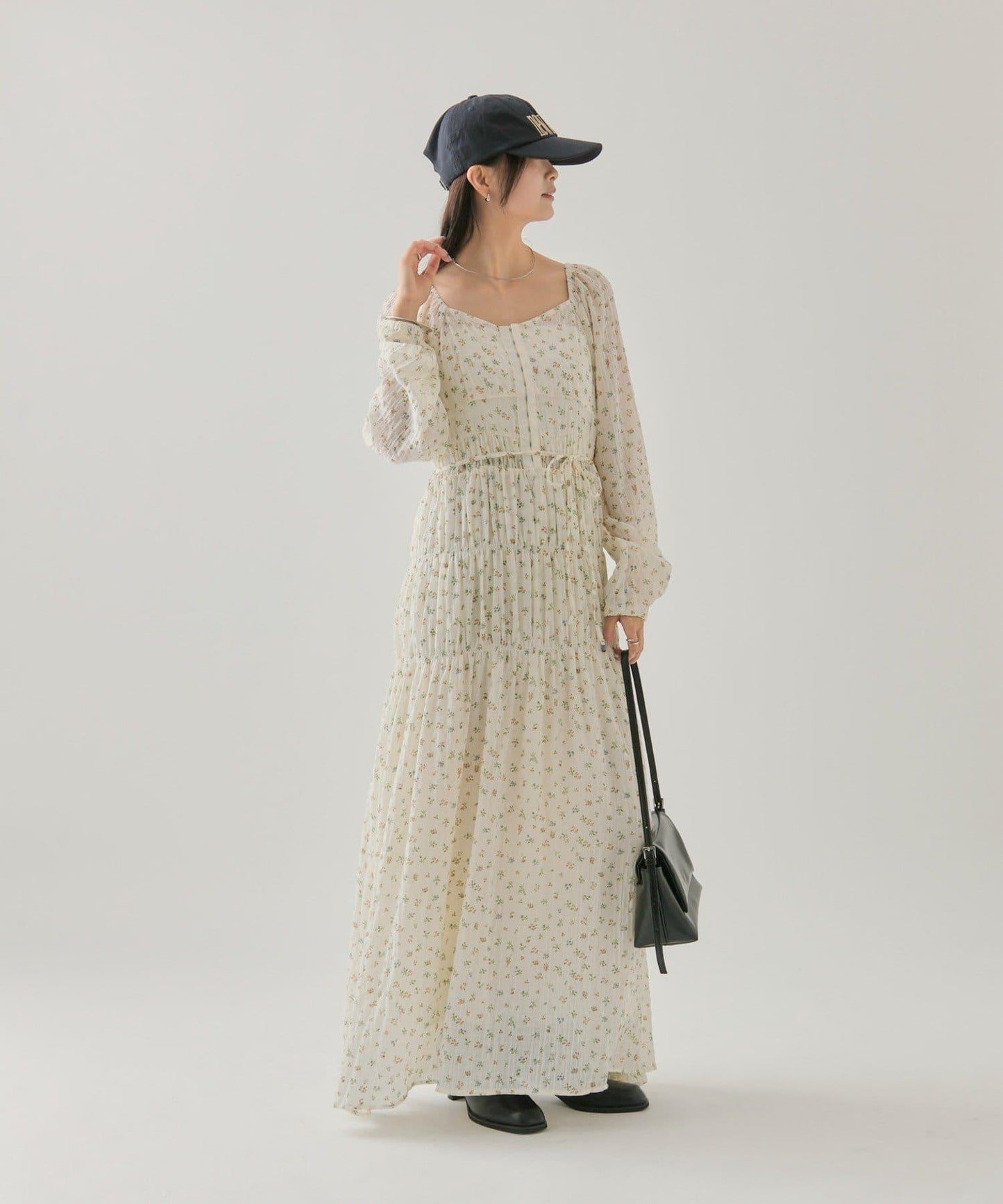 小花束腰連衣裙