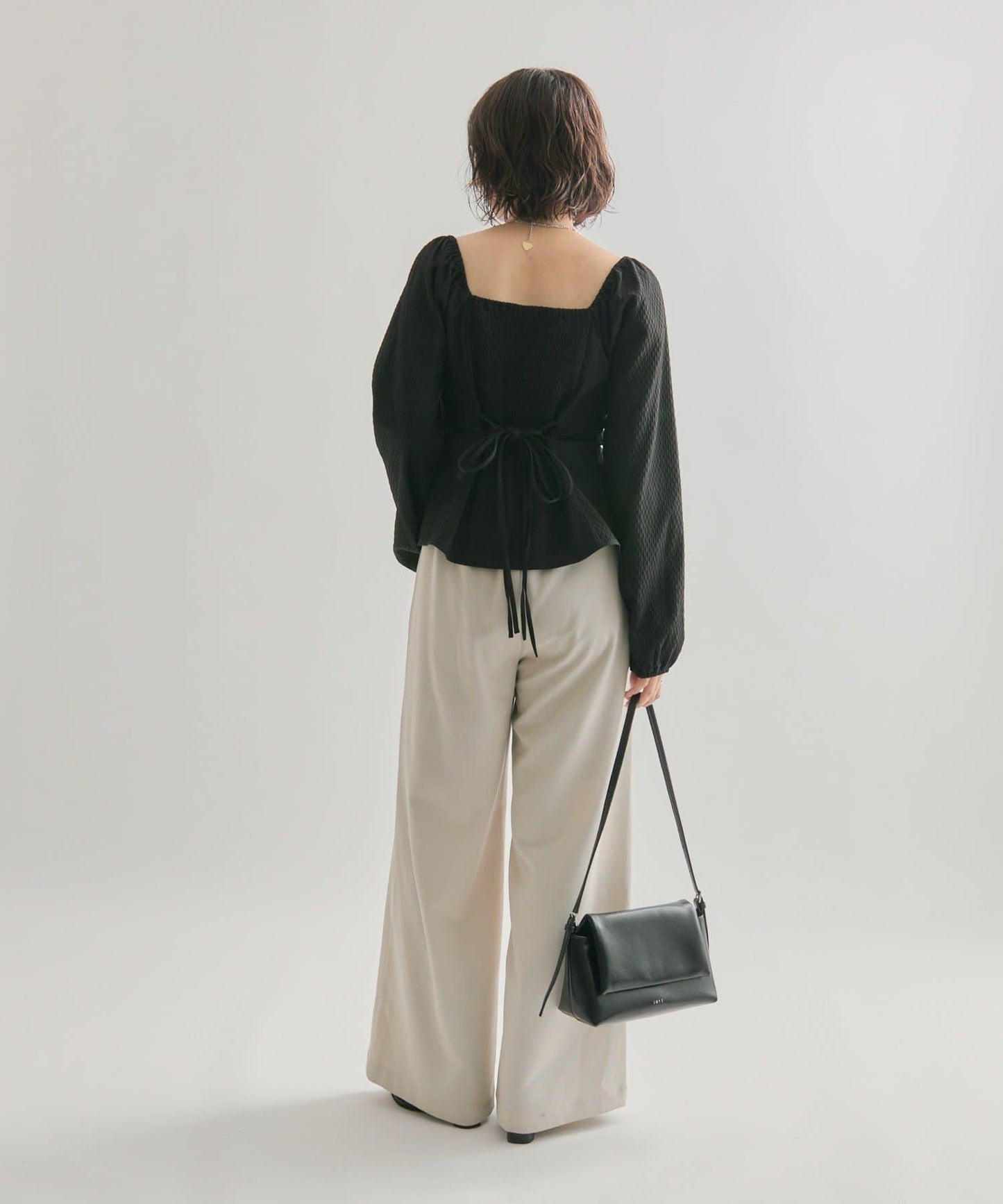 長袖泡泡袖束身上衣