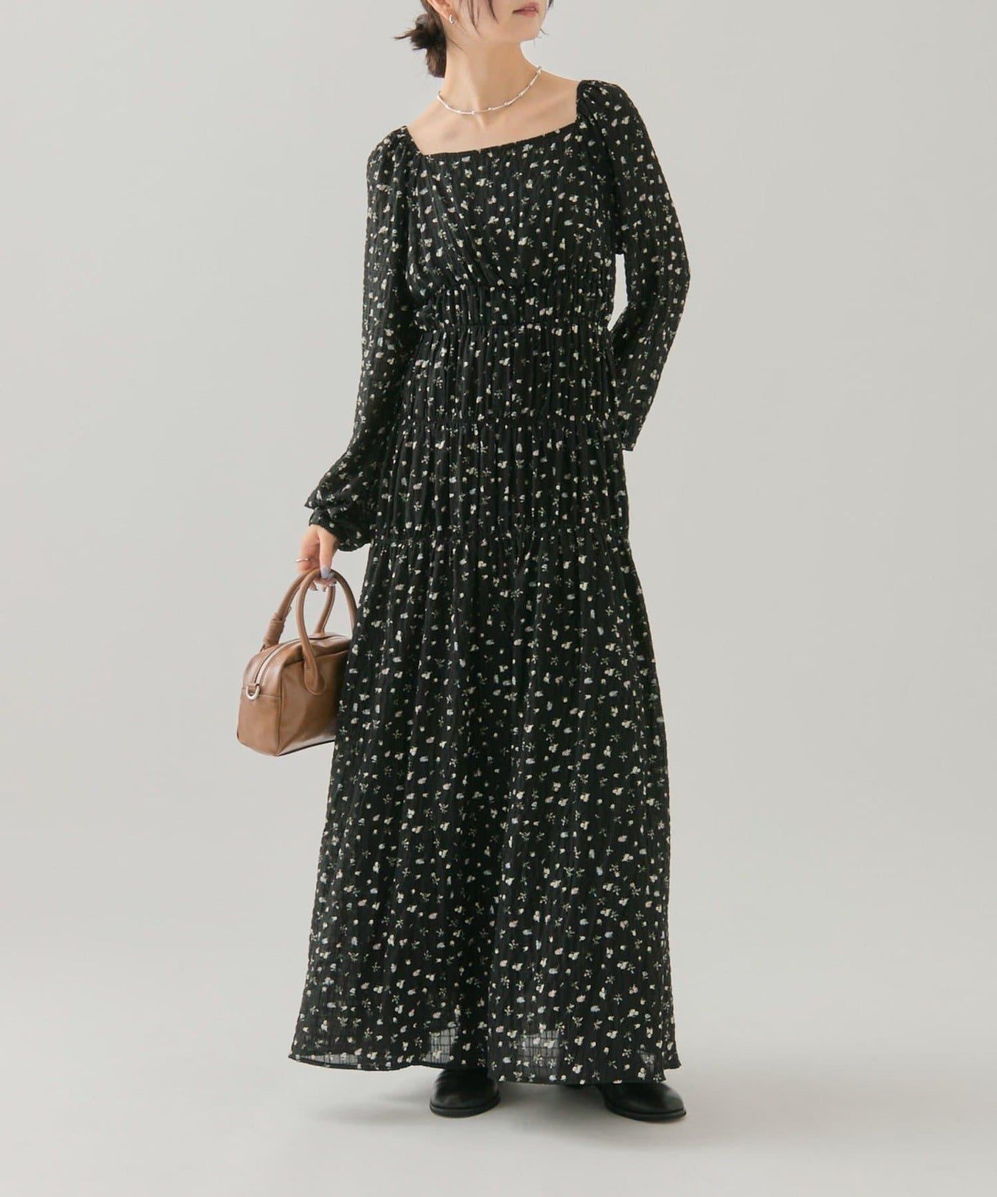 小花束腰連衣裙