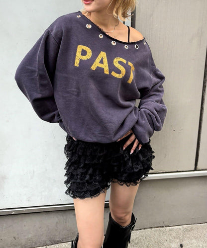 【AW】金屬孔裝飾一字肩標誌衛衣