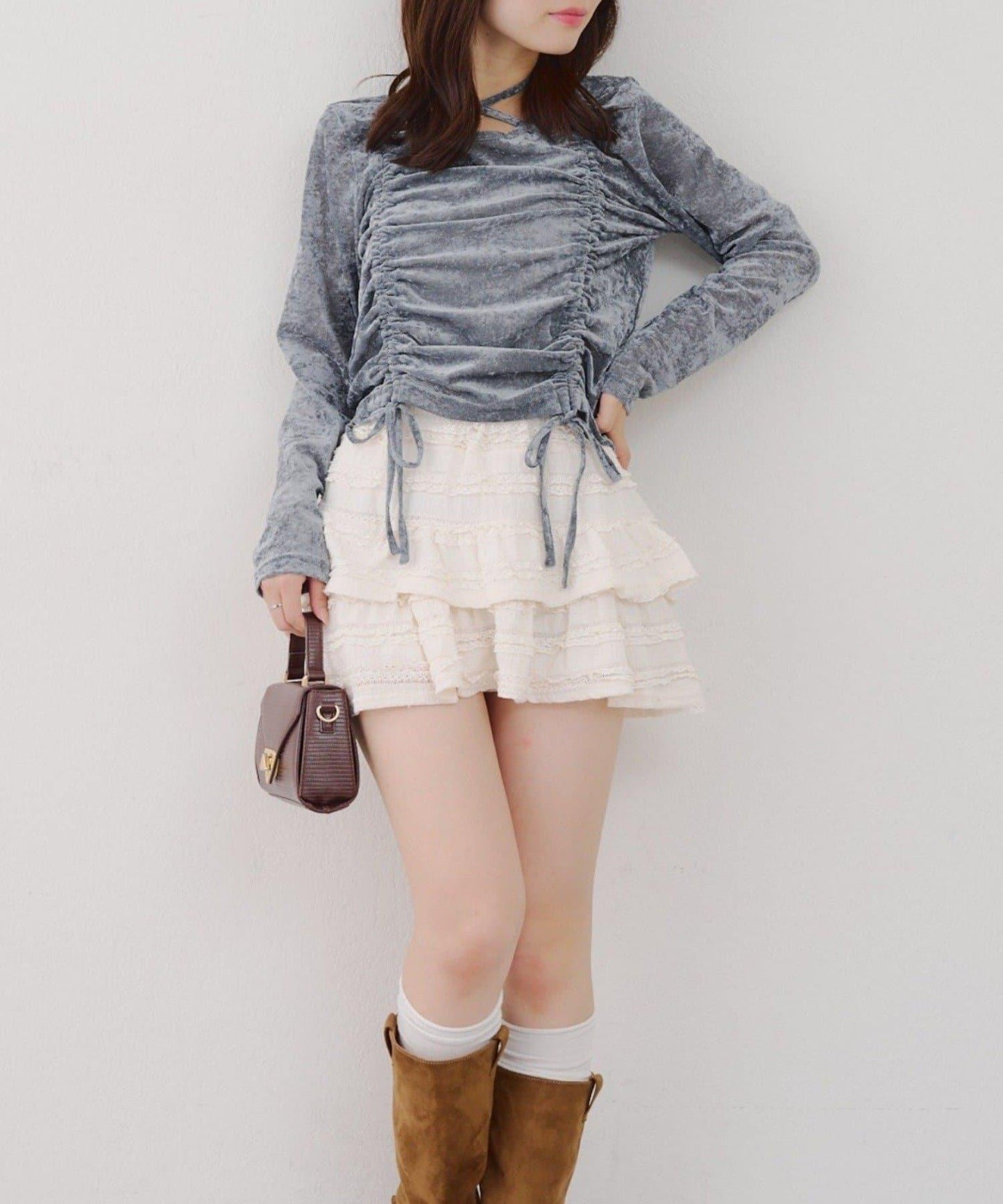 附項圈抽繩套頭衫