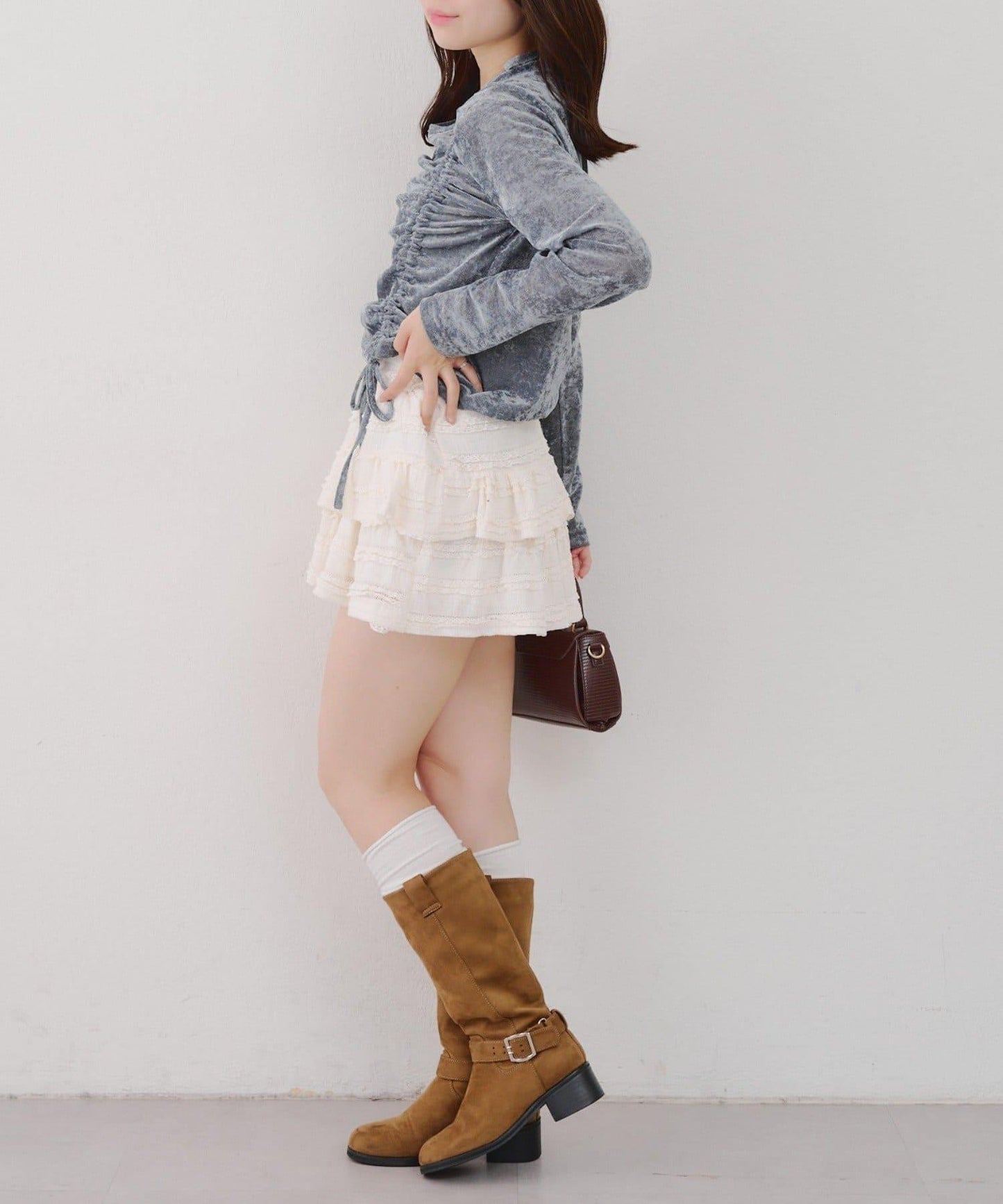 附項圈抽繩套頭衫