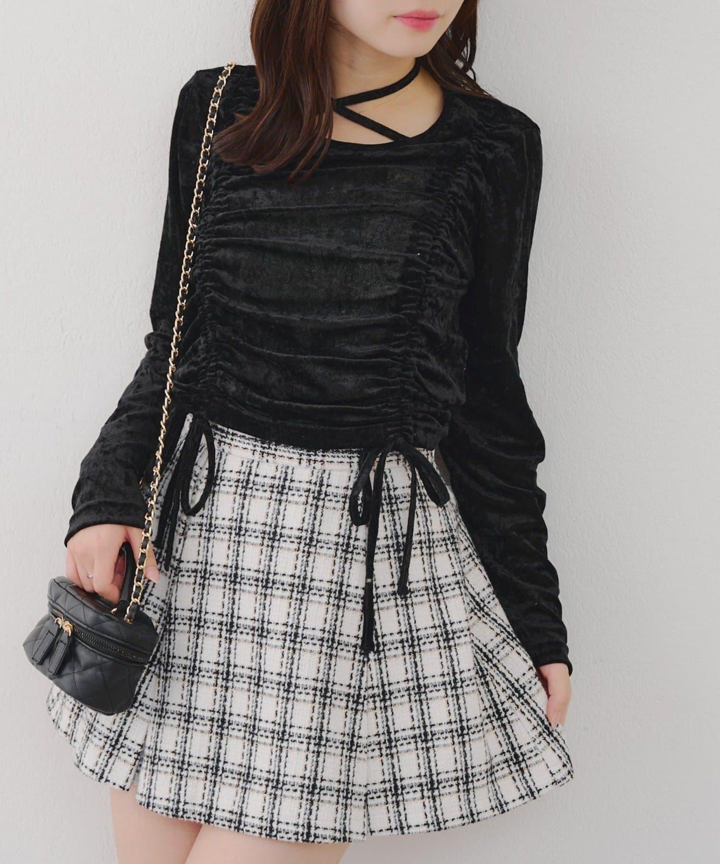 附項圈抽繩套頭衫