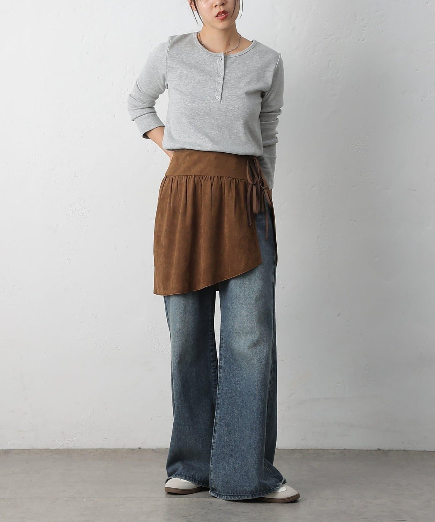 【/套裝可搭配】仿麂皮包裹式迷你裙