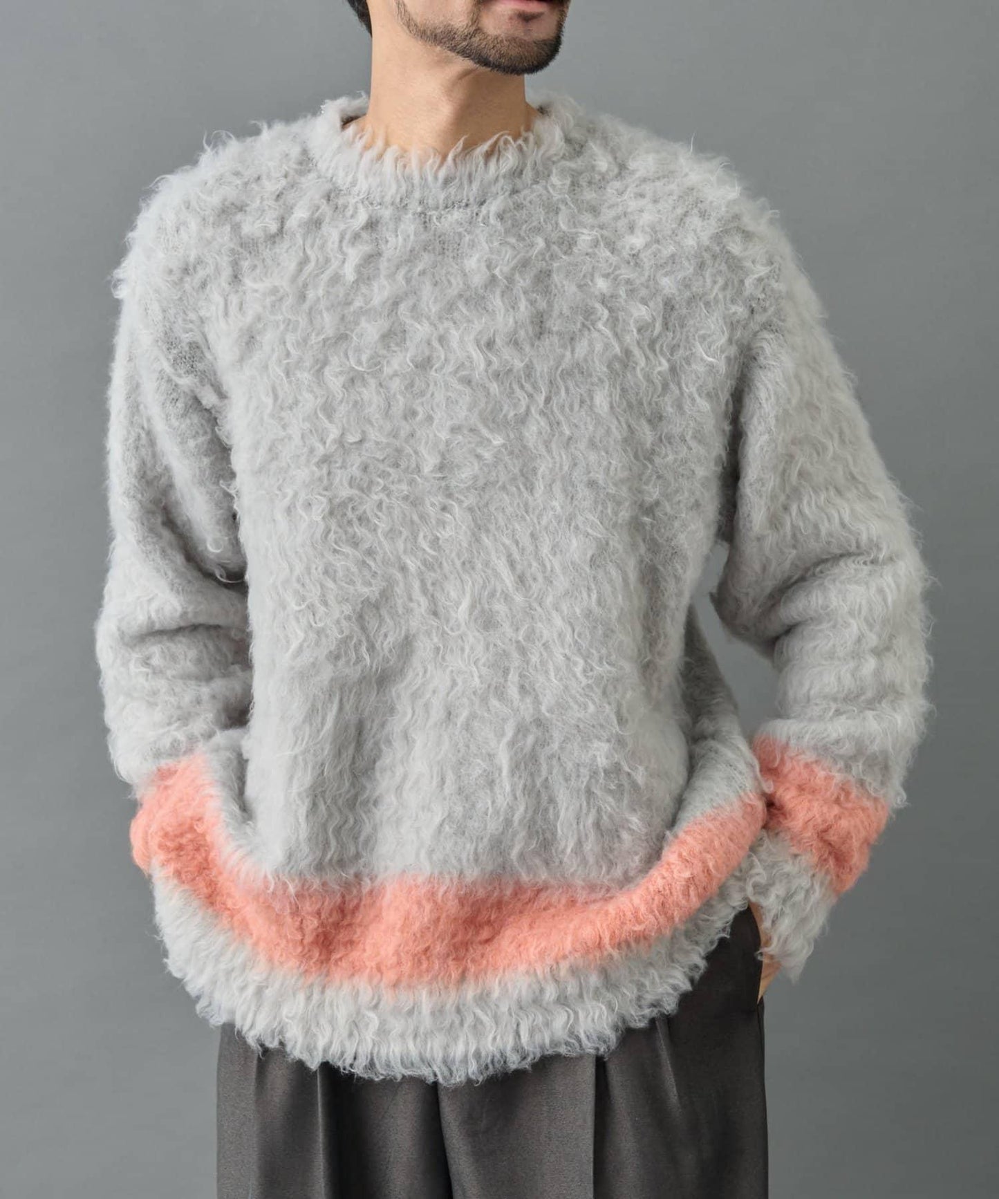 長毛馬海毛針織圓領衫