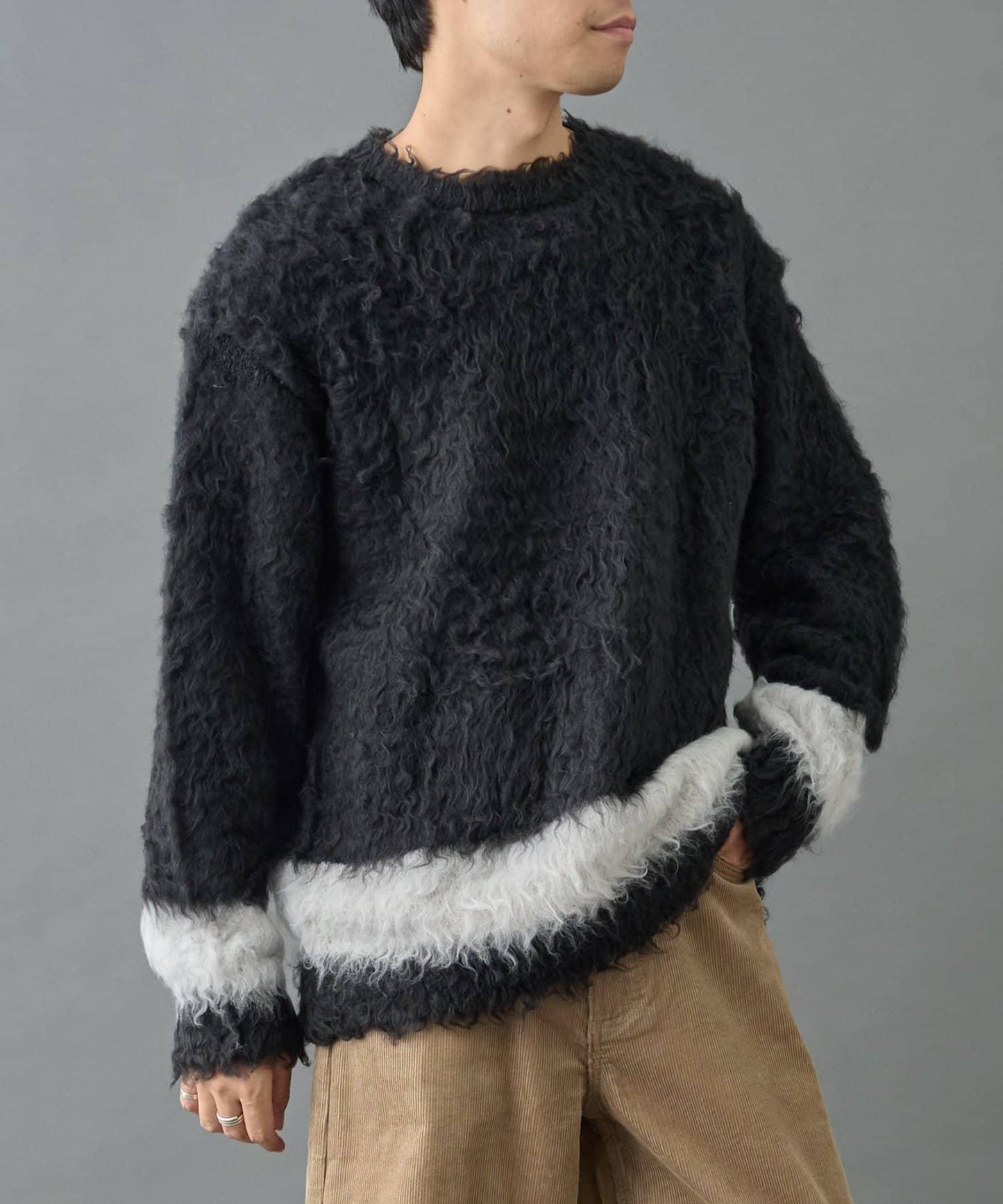 長毛馬海毛針織圓領衫