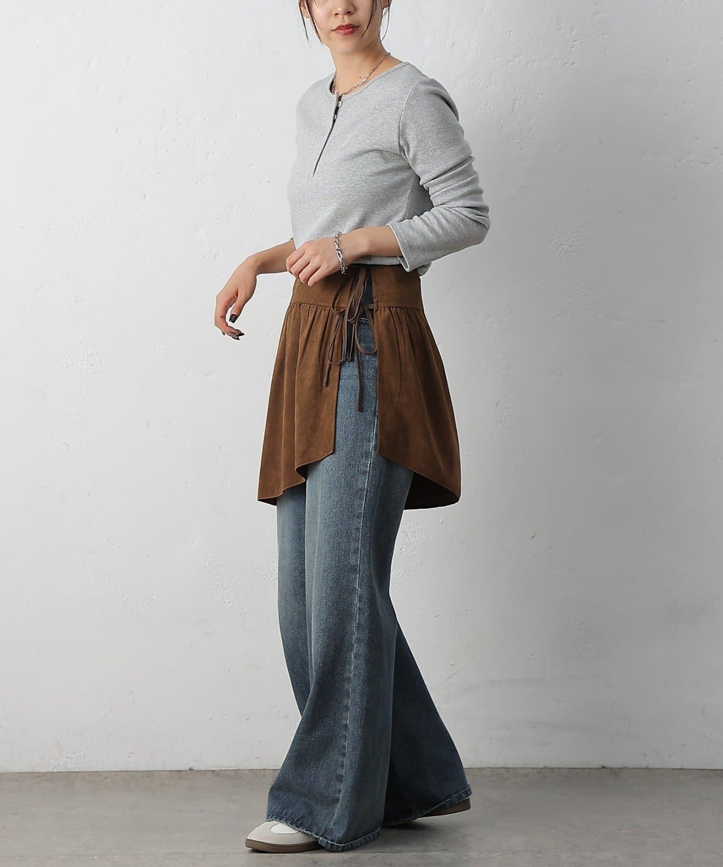 【/套裝可搭配】仿麂皮包裹式迷你裙