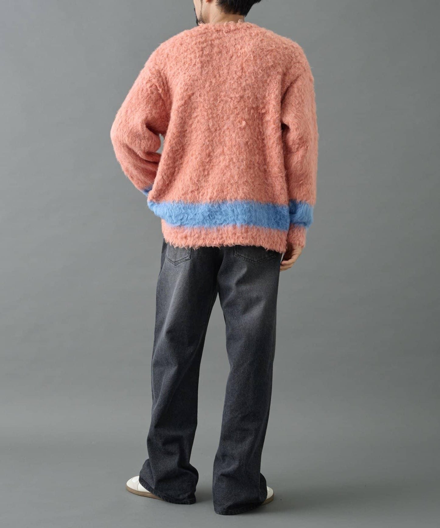 長毛馬海毛針織圓領衫