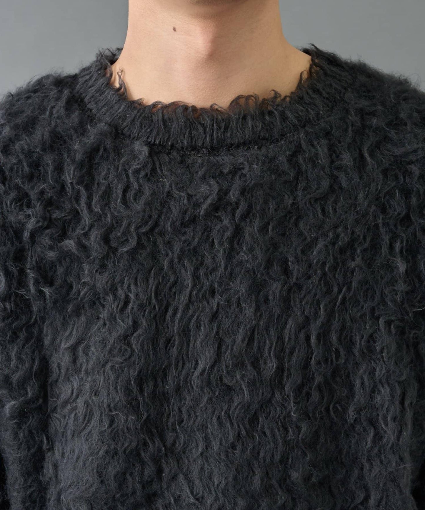 長毛馬海毛針織圓領衫