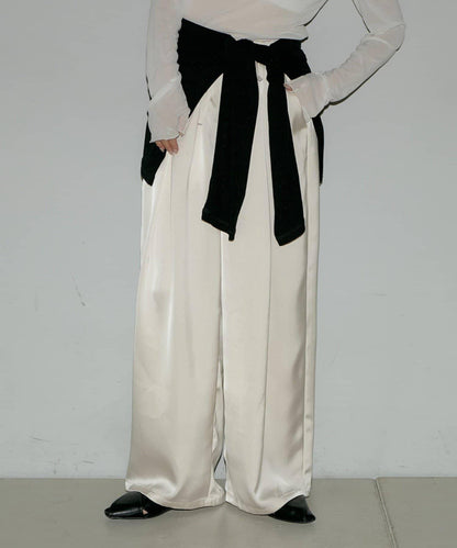 【yomo企畫】緞面褶皺寬鬆休閒褲