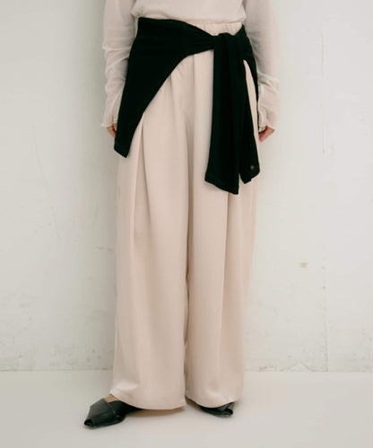 【yomo企畫】緞面褶皺寬鬆休閒褲