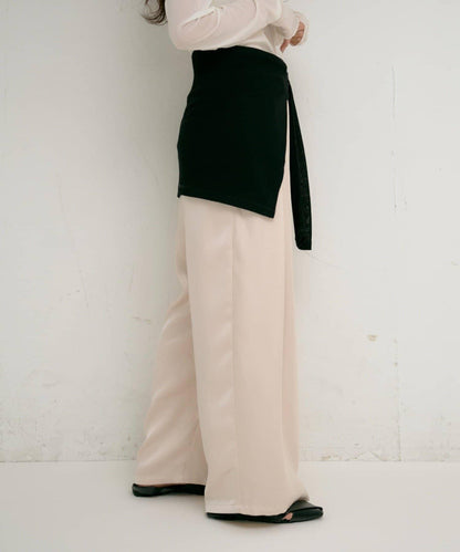 【yomo企畫】緞面褶皺寬鬆休閒褲